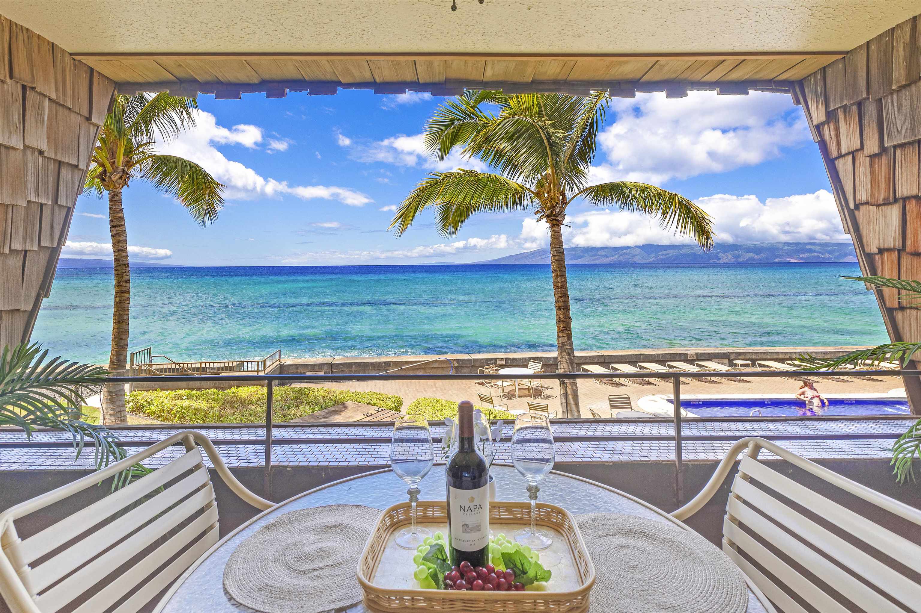 3741 Lower Honoapiilani Rd, 206, Lahaina, HI 96761