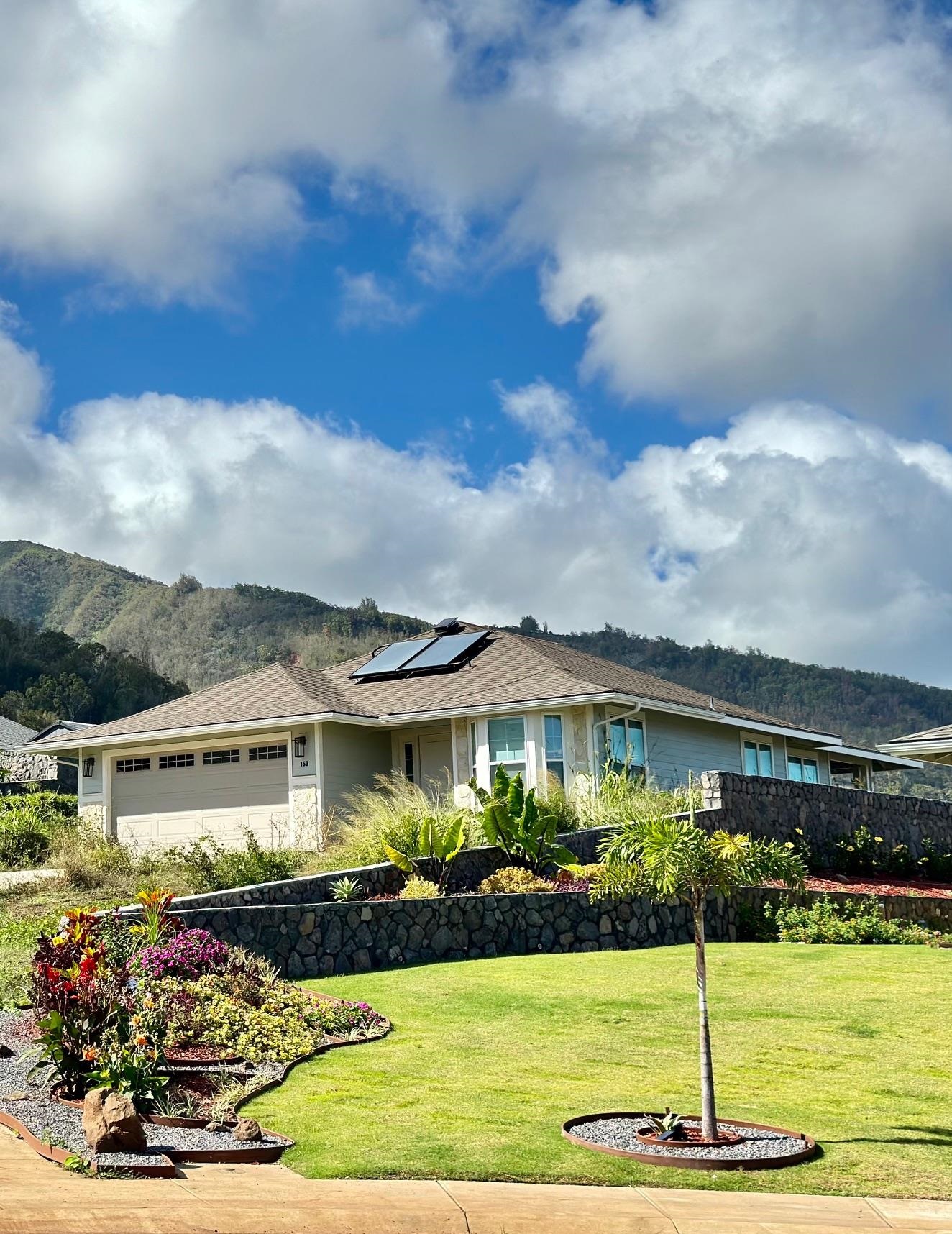 153 Pua Kalaunu Loop, Wailuku, HI 96793