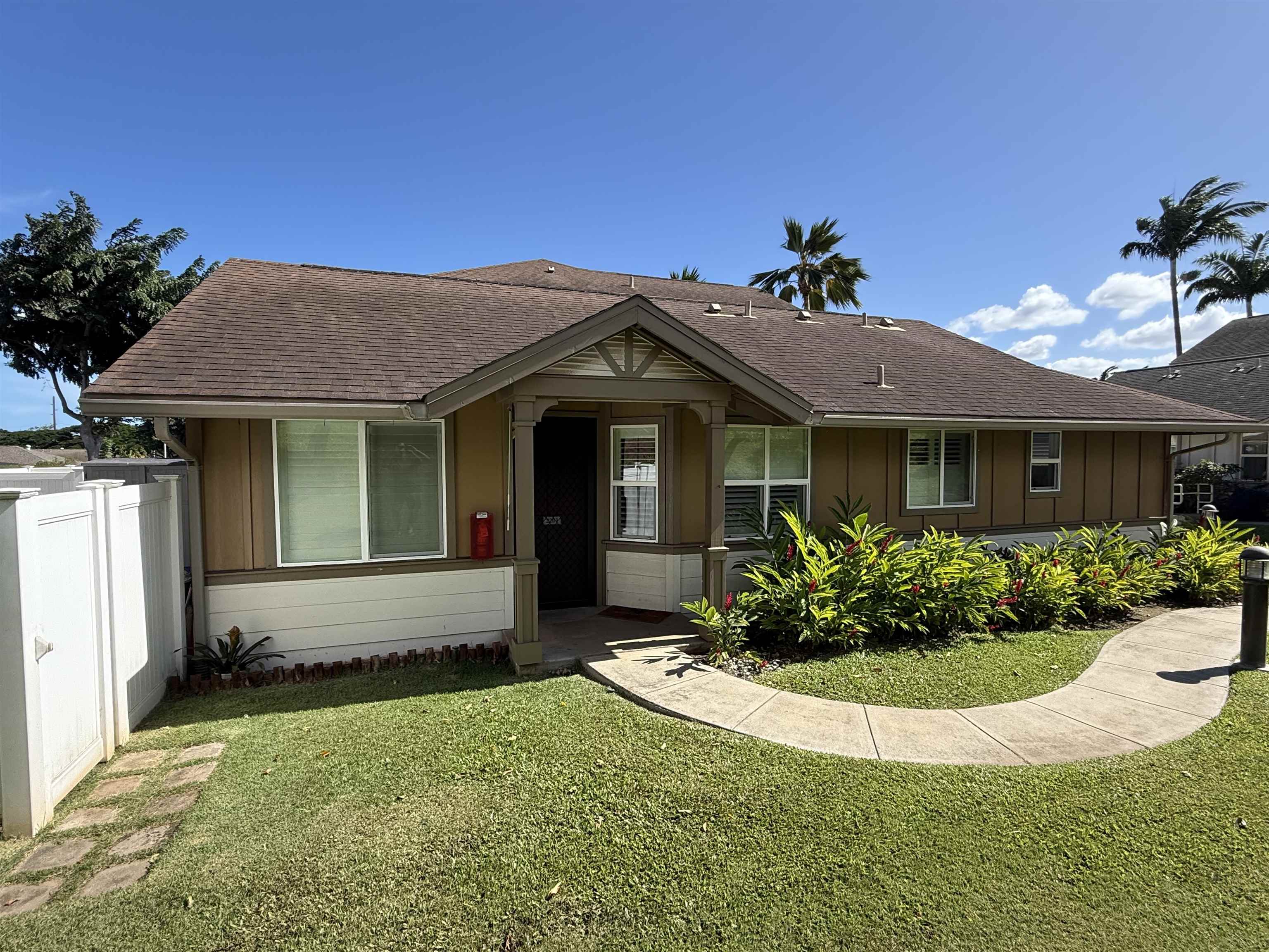 632 Meakanu Ln, 2201, Wailuku, HI 96793