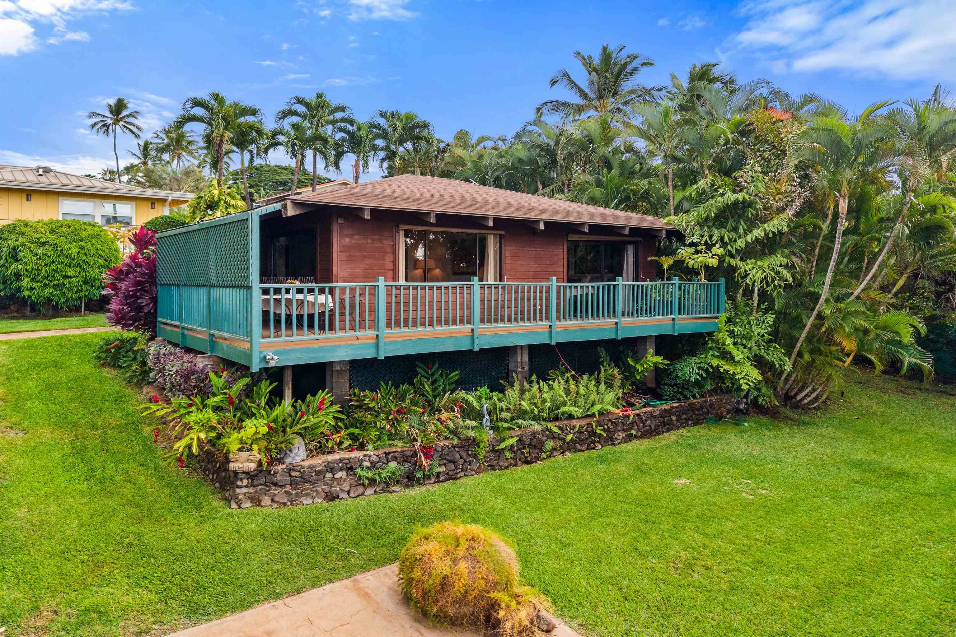 500A Mikioi Pl, Kihei, HI 96753