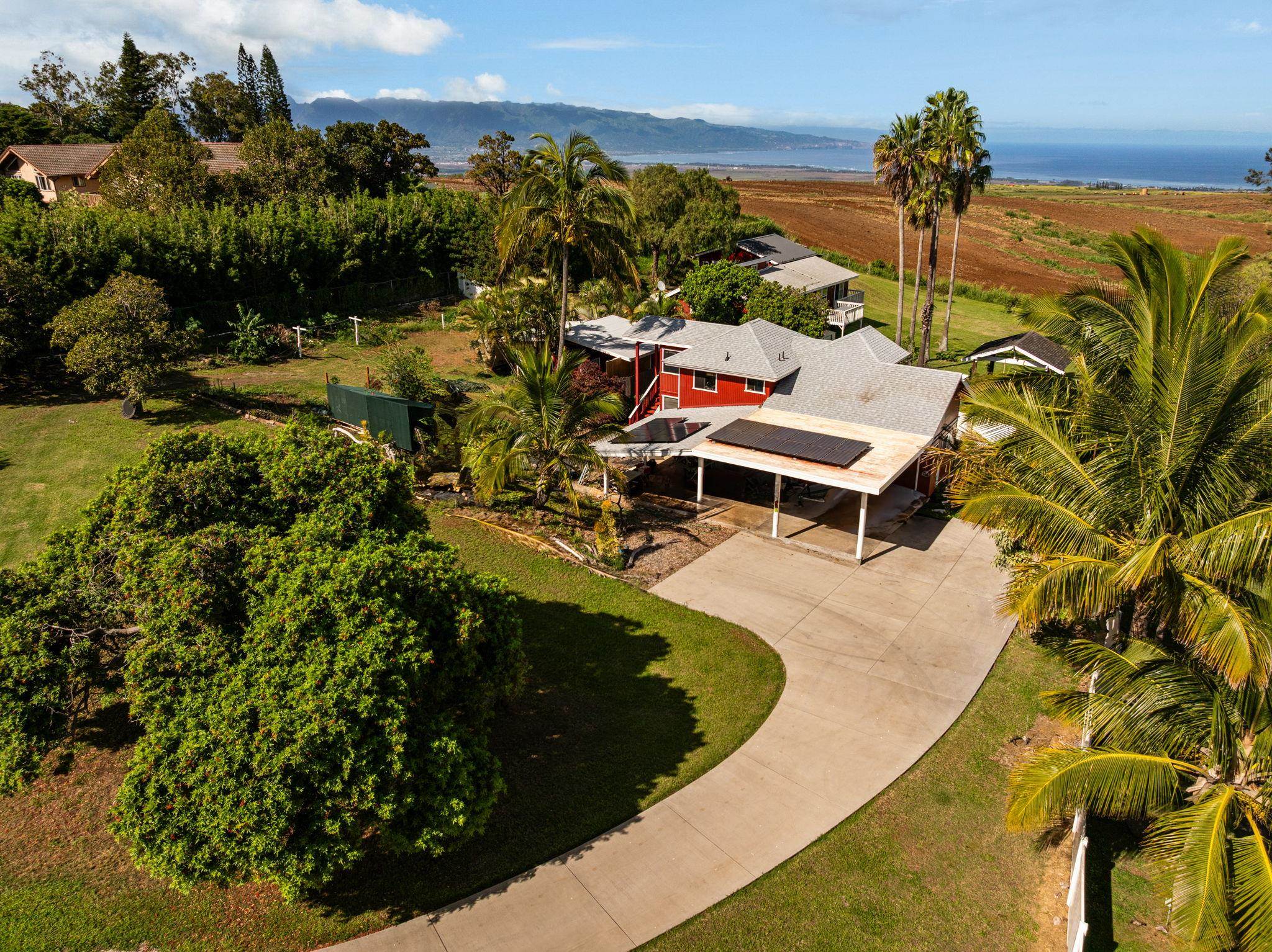 223 Pau Hana Rd, #2, Makawao, HI 96768