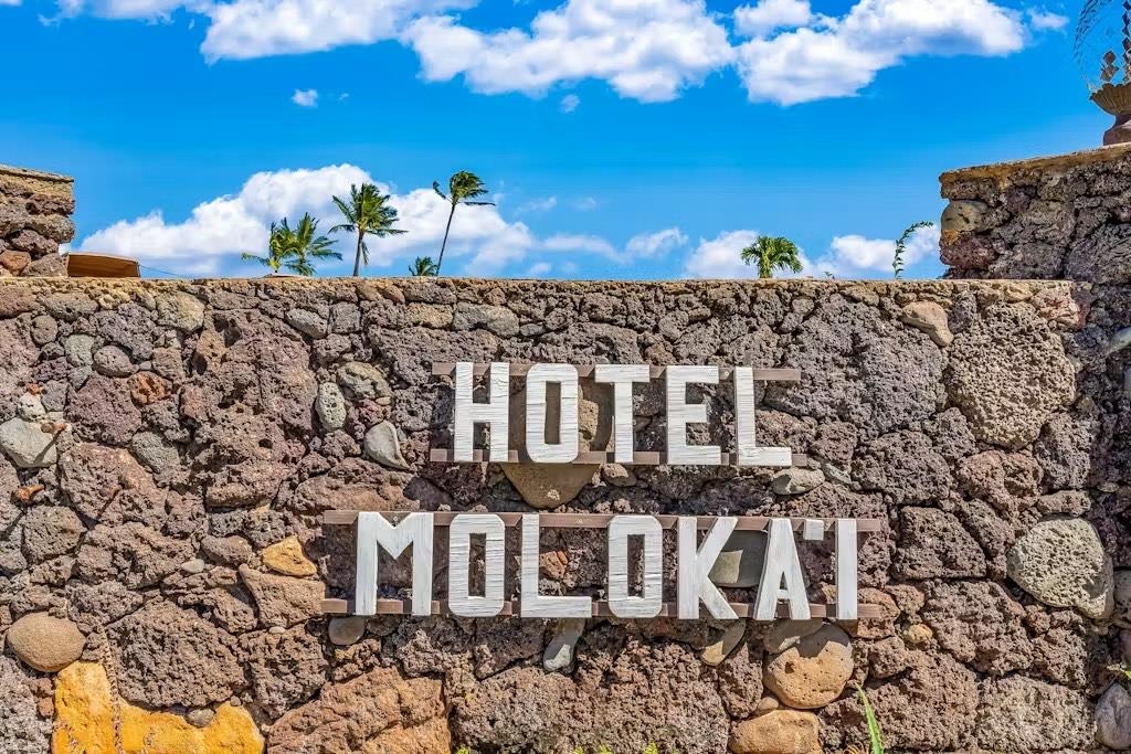 1300 Kam V Hwy, 202, Kaunakakai, HI 96748