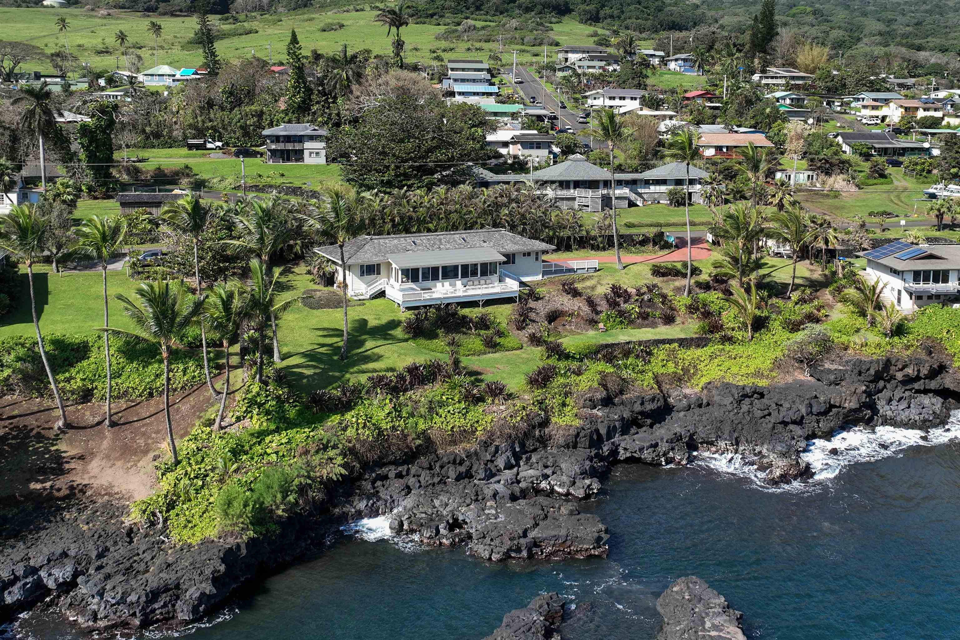 4955 Uakea Rd, Hana, HI 96713