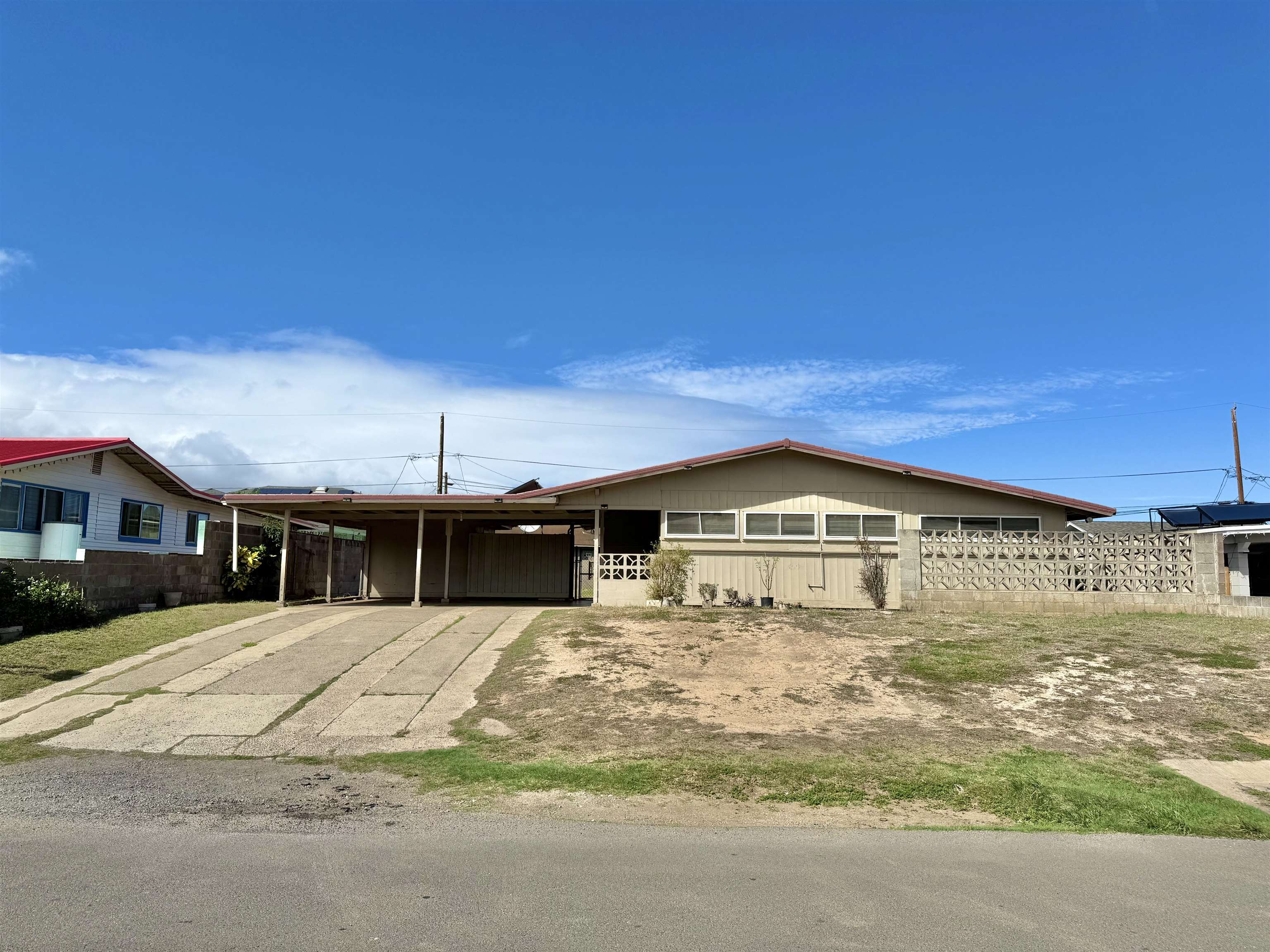 94 Lehua St, Kahului, HI 96732