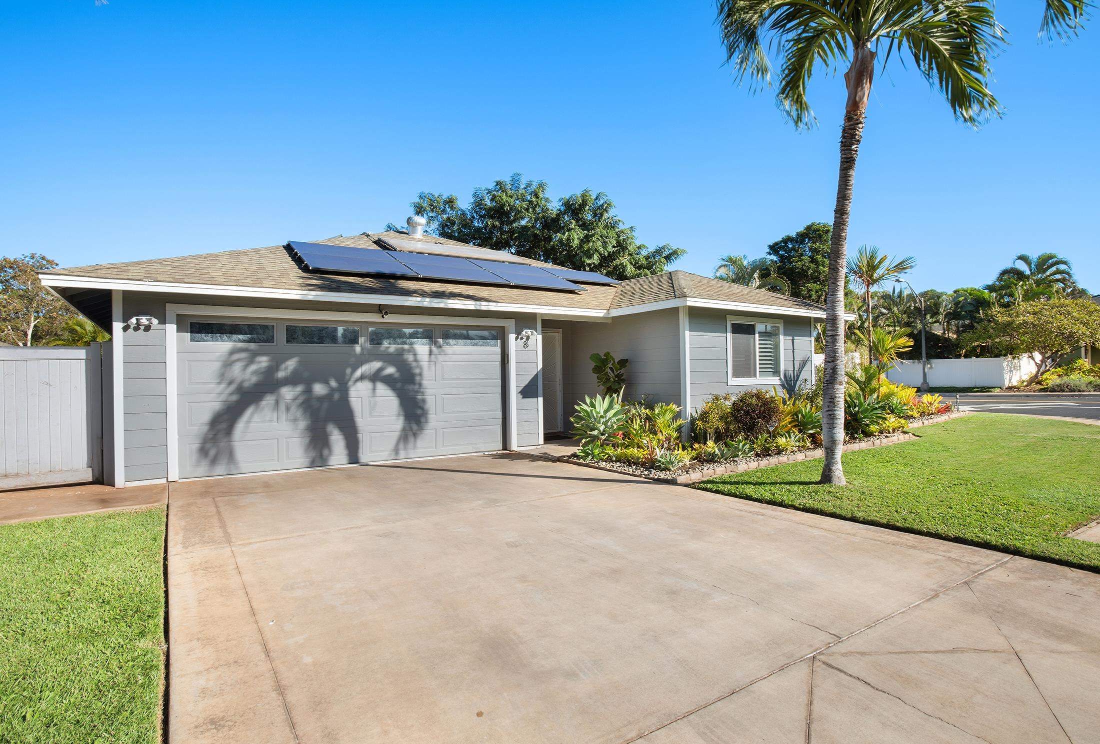 8 Wawali St, Kihei, HI 96753
