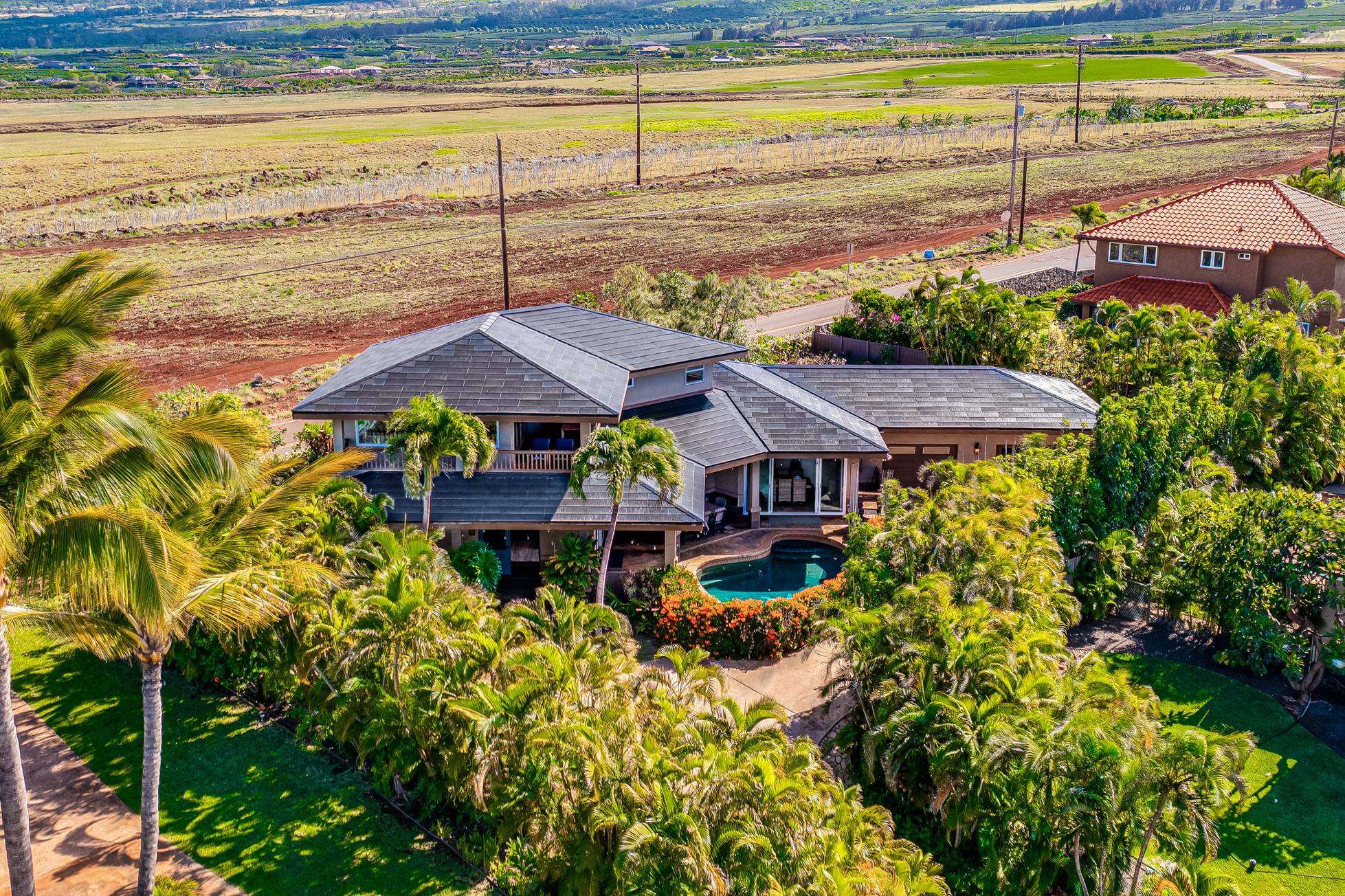 13 Piki Pl, Lahaina, HI 96761