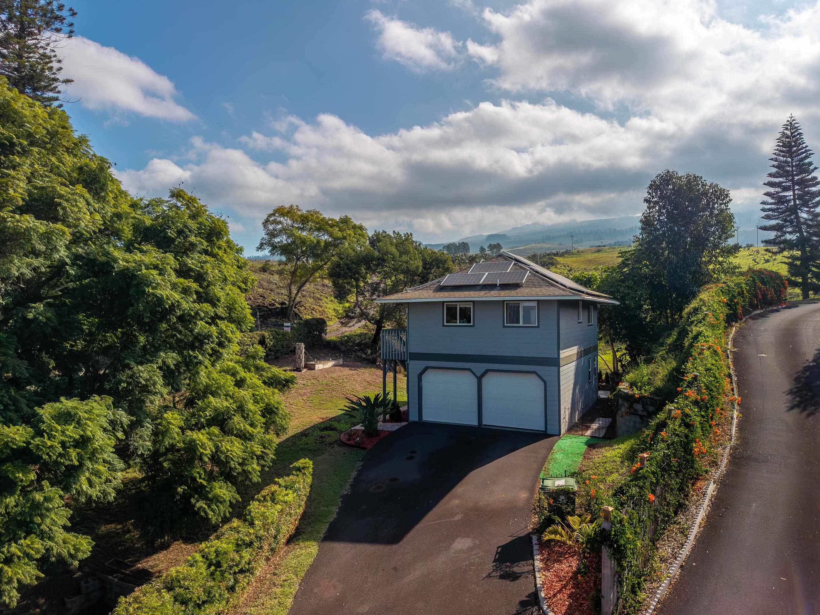 114 Mano Dr, B, Kula, HI 96790