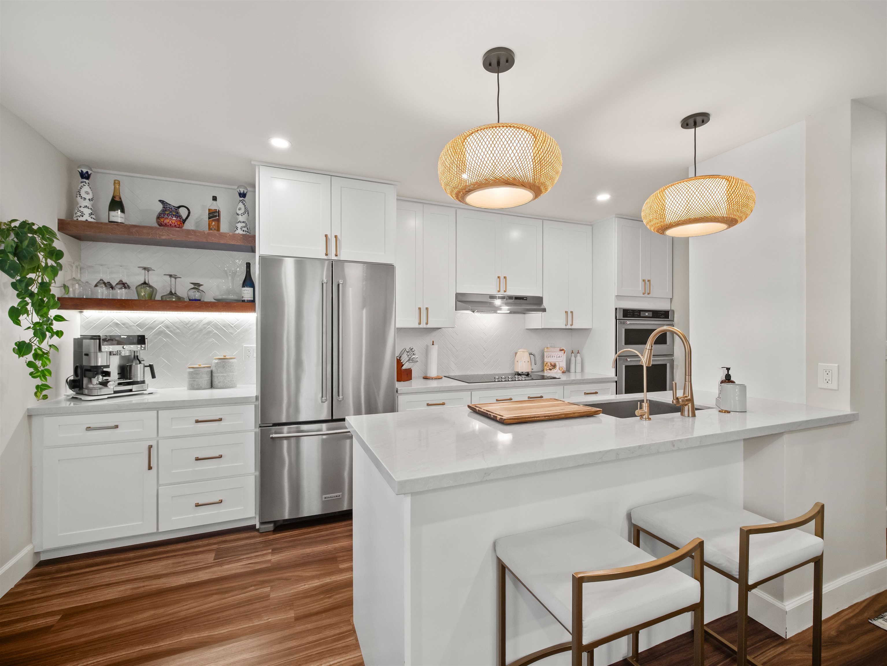 160 Keonekai Rd, 8-101, Kihei, HI 96753