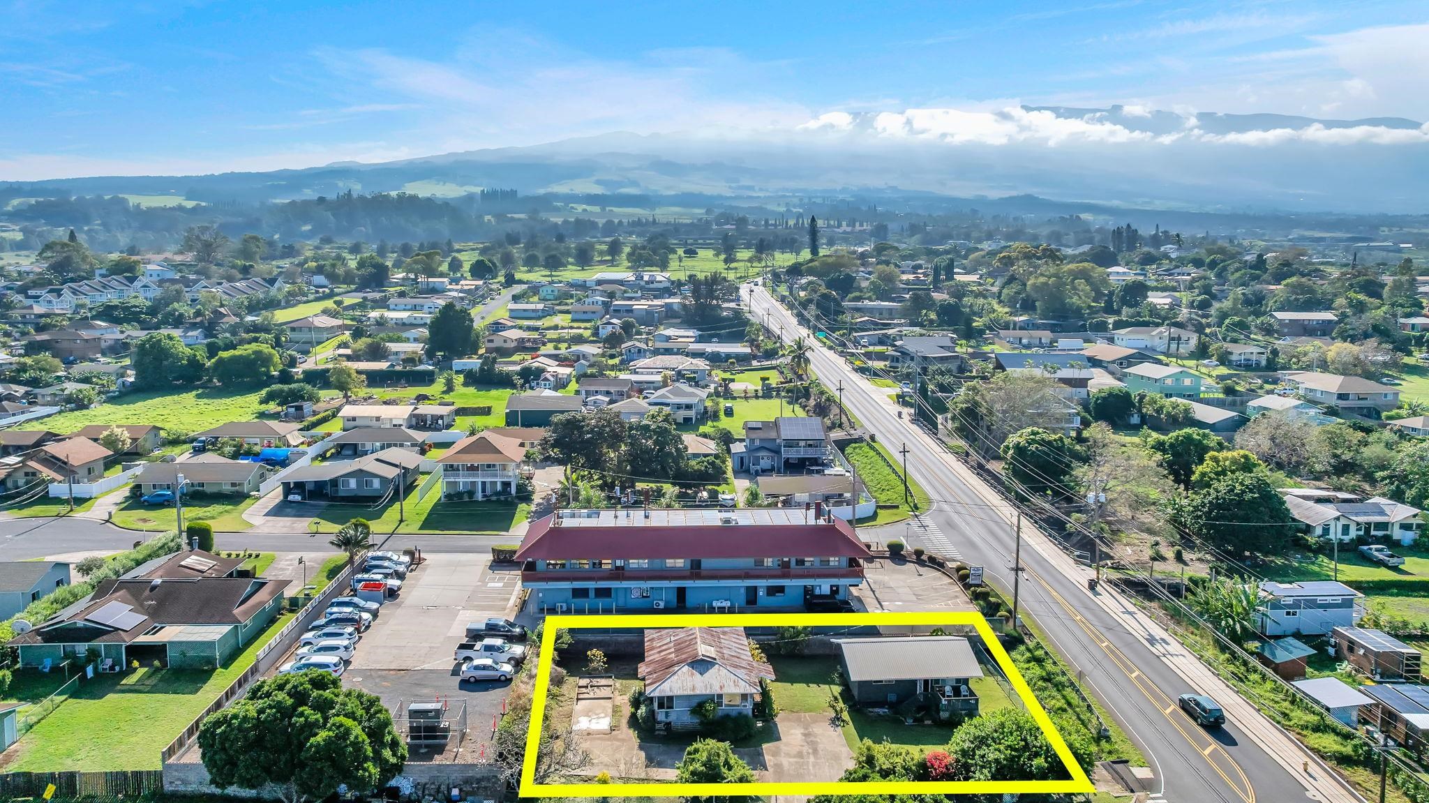 3321 Old Haleakala Hwy, Makawao, HI 96768