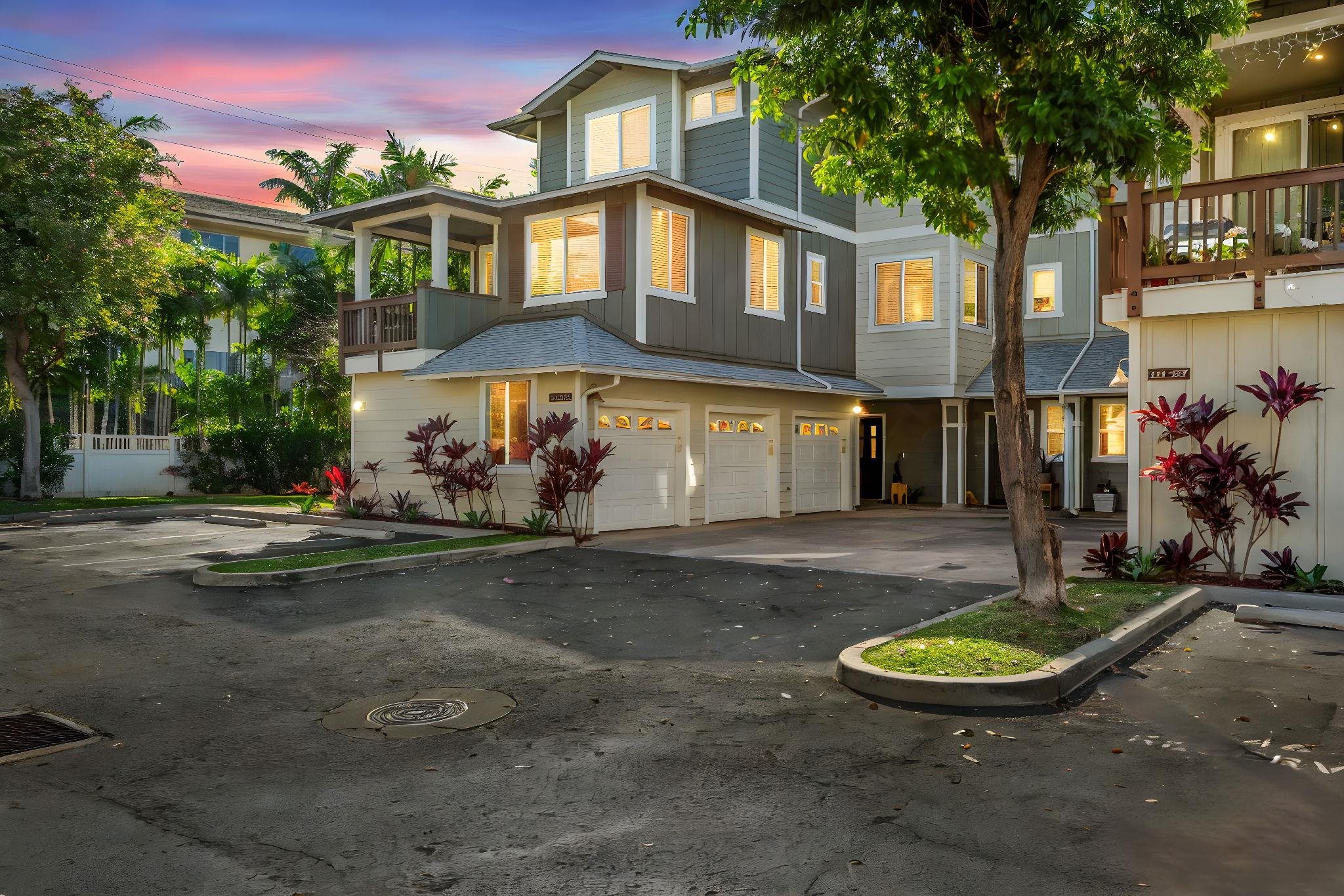 31 Kuu Aku Ln, 220, Lahaina, HI 96761