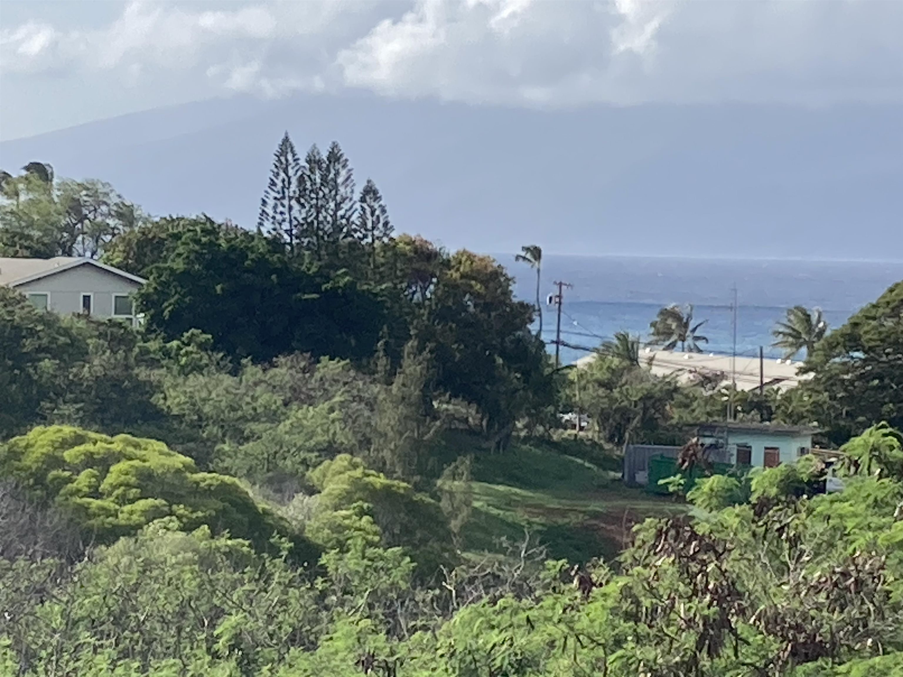 120 Hui Rd F , E13, Lahaina, HI 96761