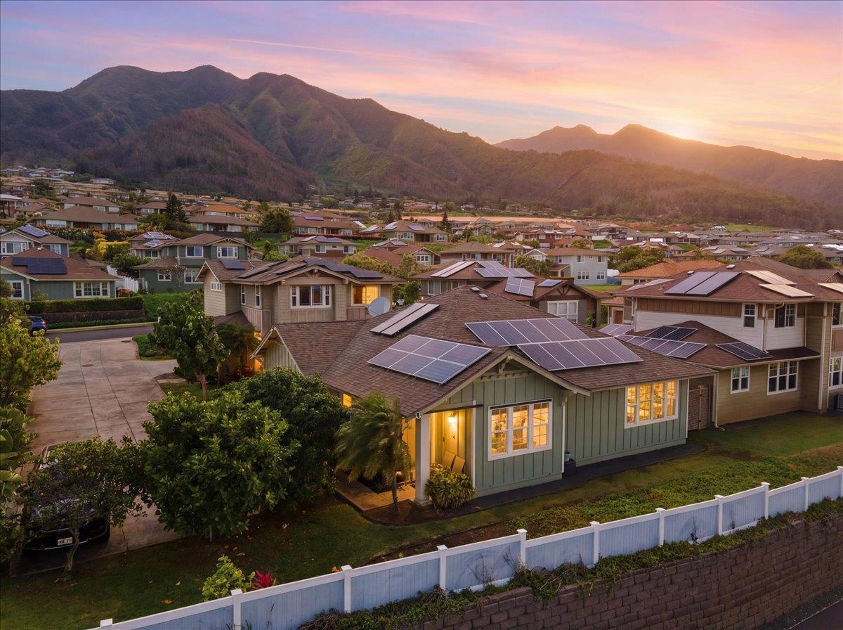 18 Maka Hou Loop, Wailuku, HI 96793