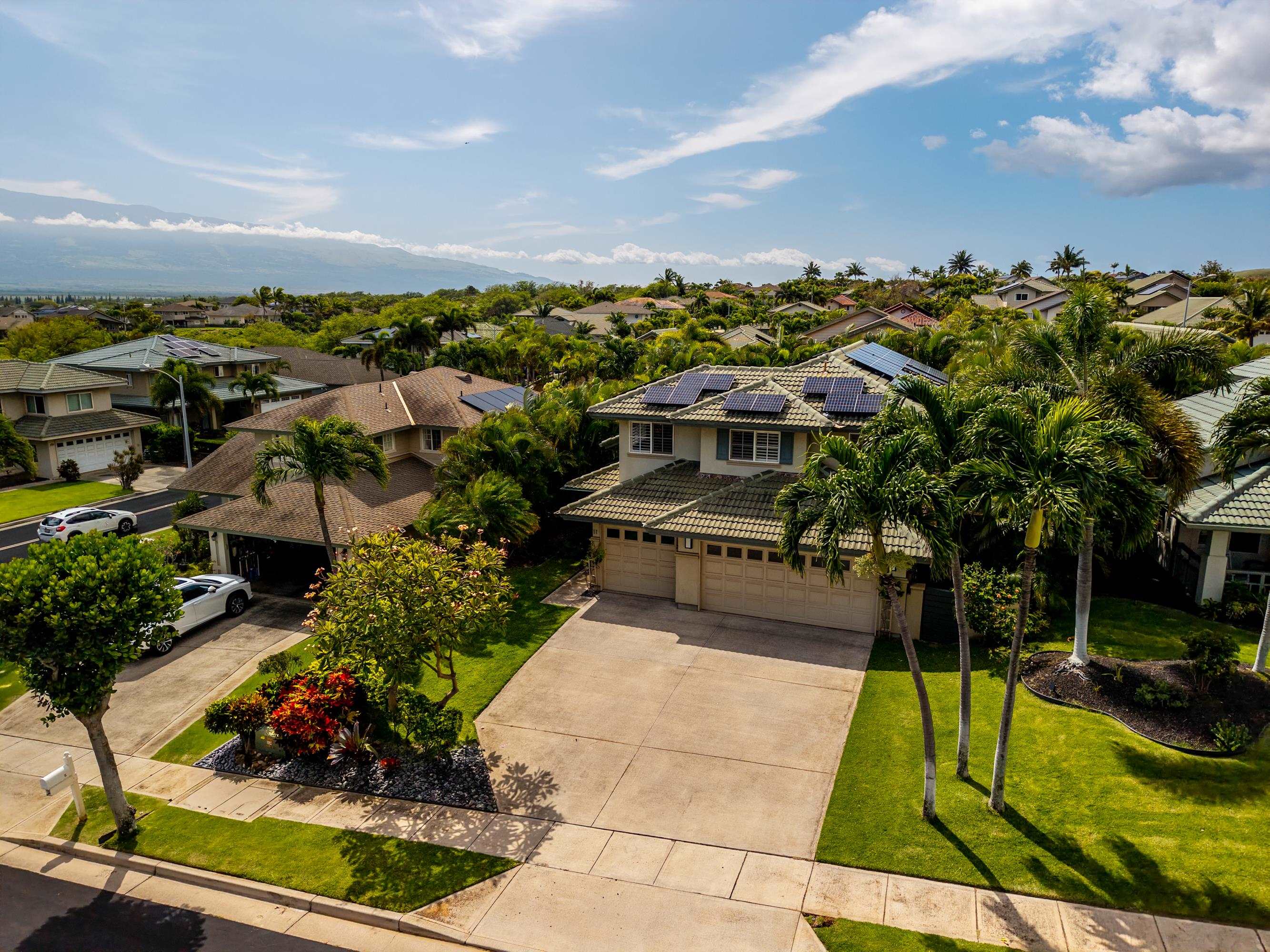11 Meleana Pl, Kahului, HI 96732