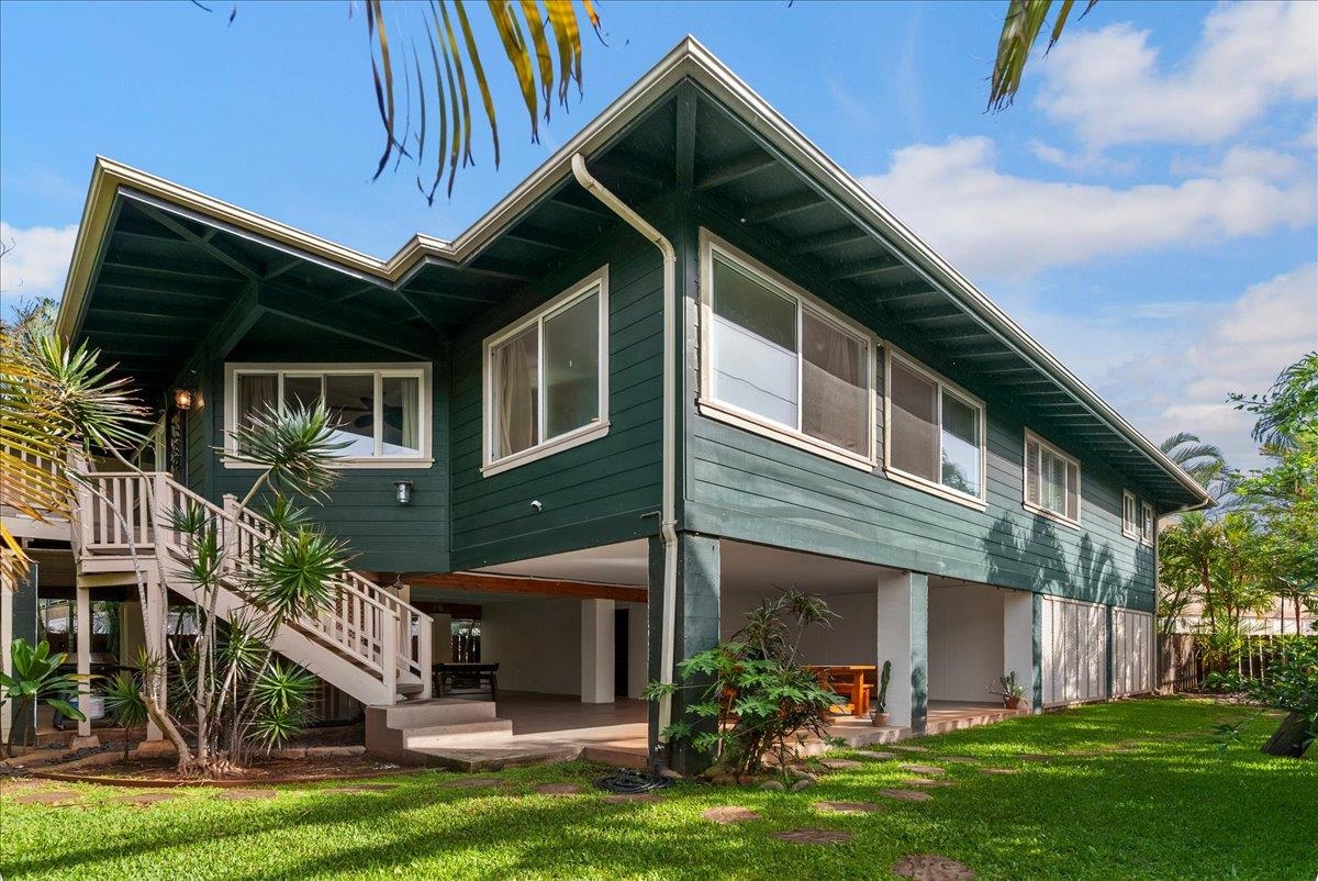 17 Hua Nui Way, Lahaina, HI 96761