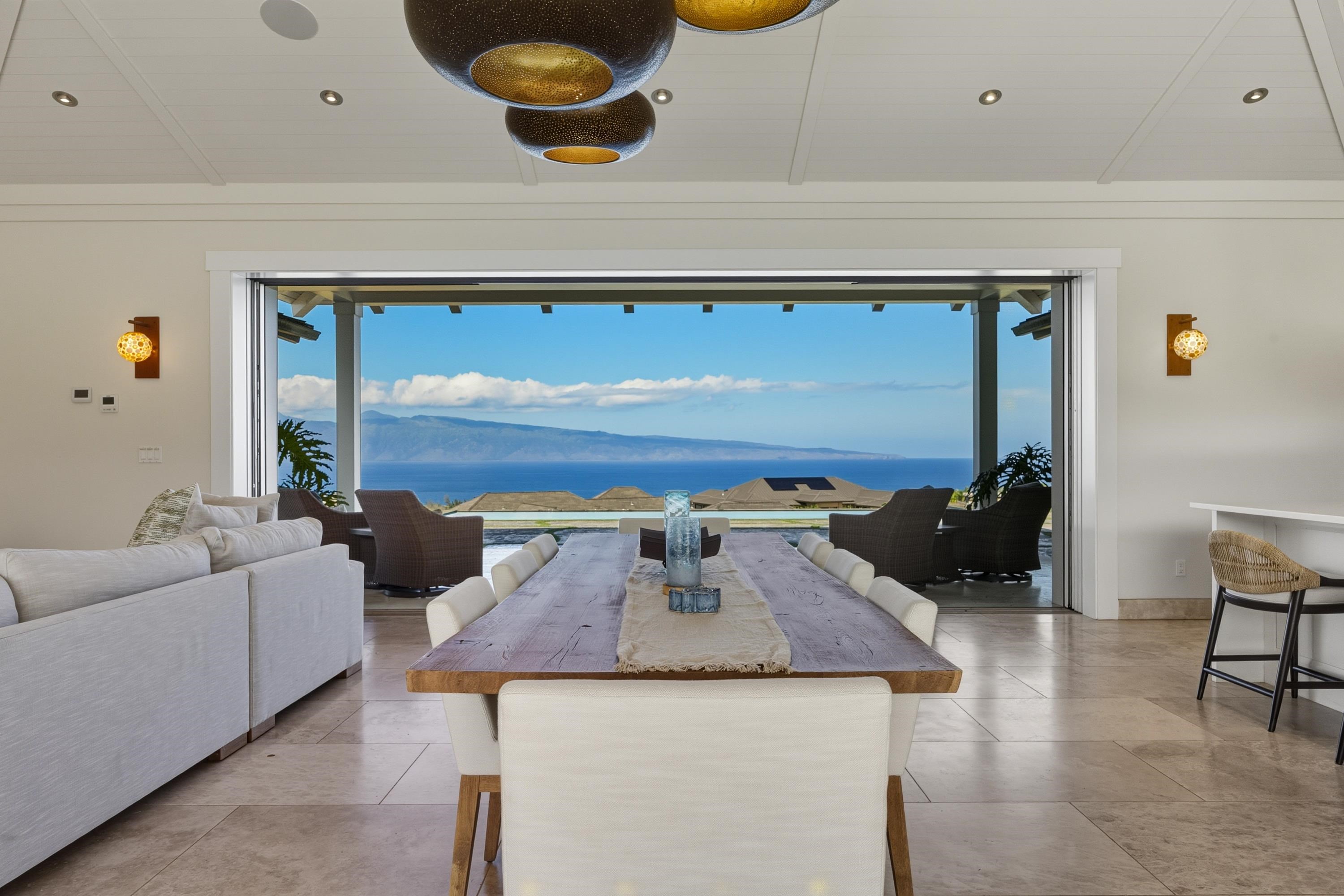 310 Mahana Ridge St, 21, Lahaina, HI 96761