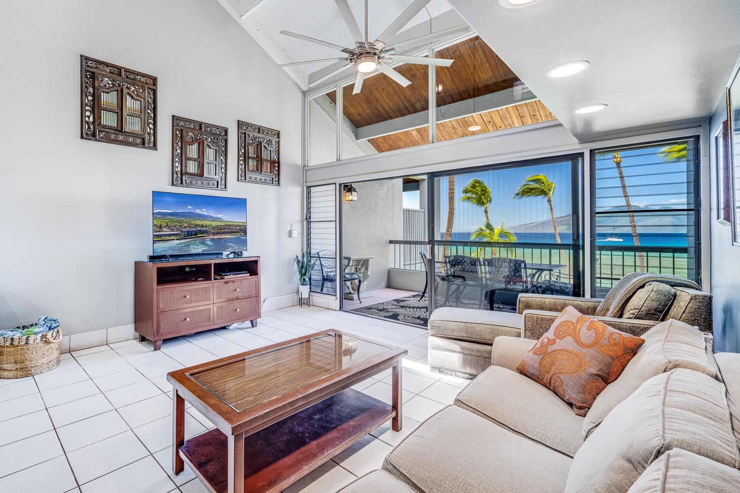 3875 Lower Honoapiilani Rd, B402, Lahaina, HI 96761