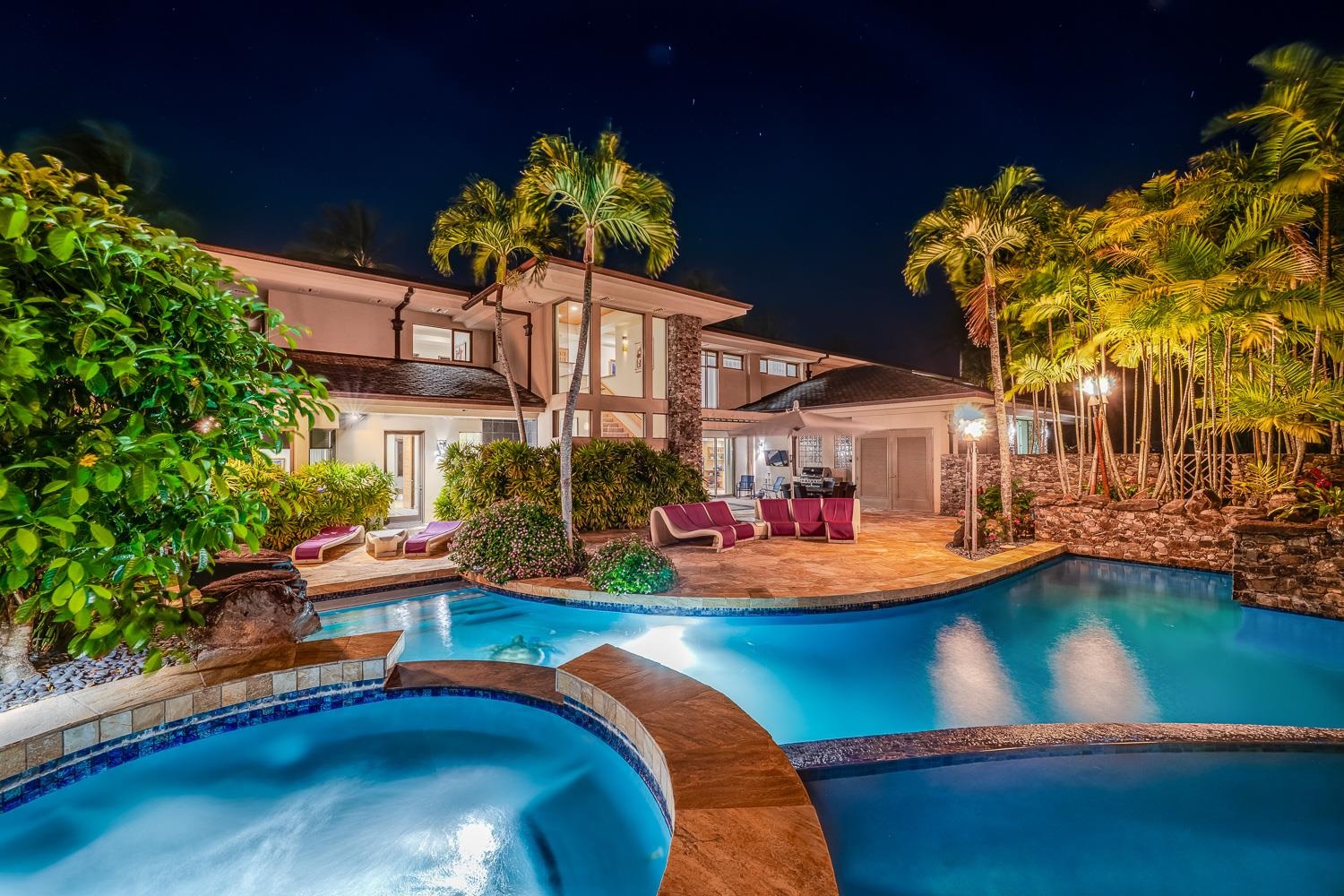 8 Kapalua Pl, Lahaina, HI 96761
