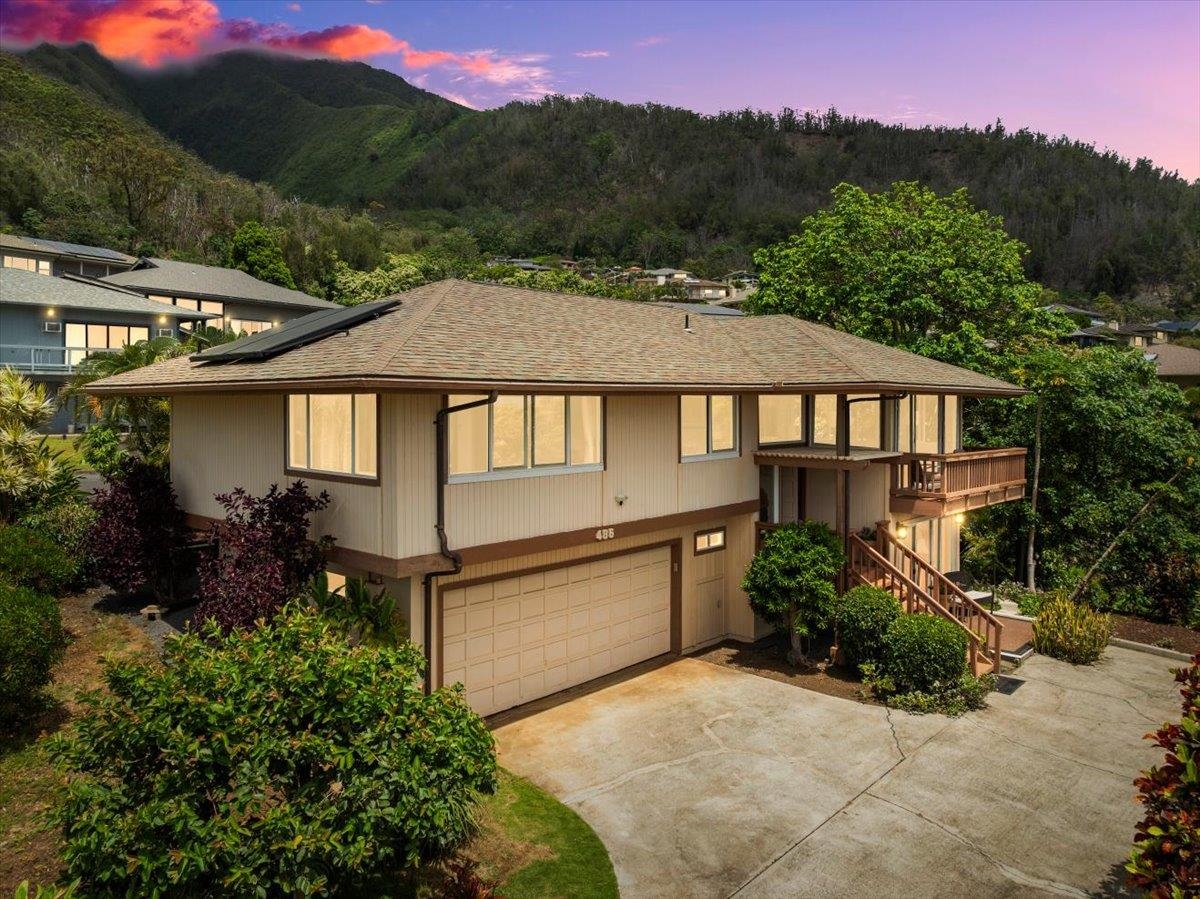 Upcoming 3 of bedrooms 3 of bathrooms Open house in Wailuku on 5/26 @ 10:00AM-2:00PM listed at $1,398,000