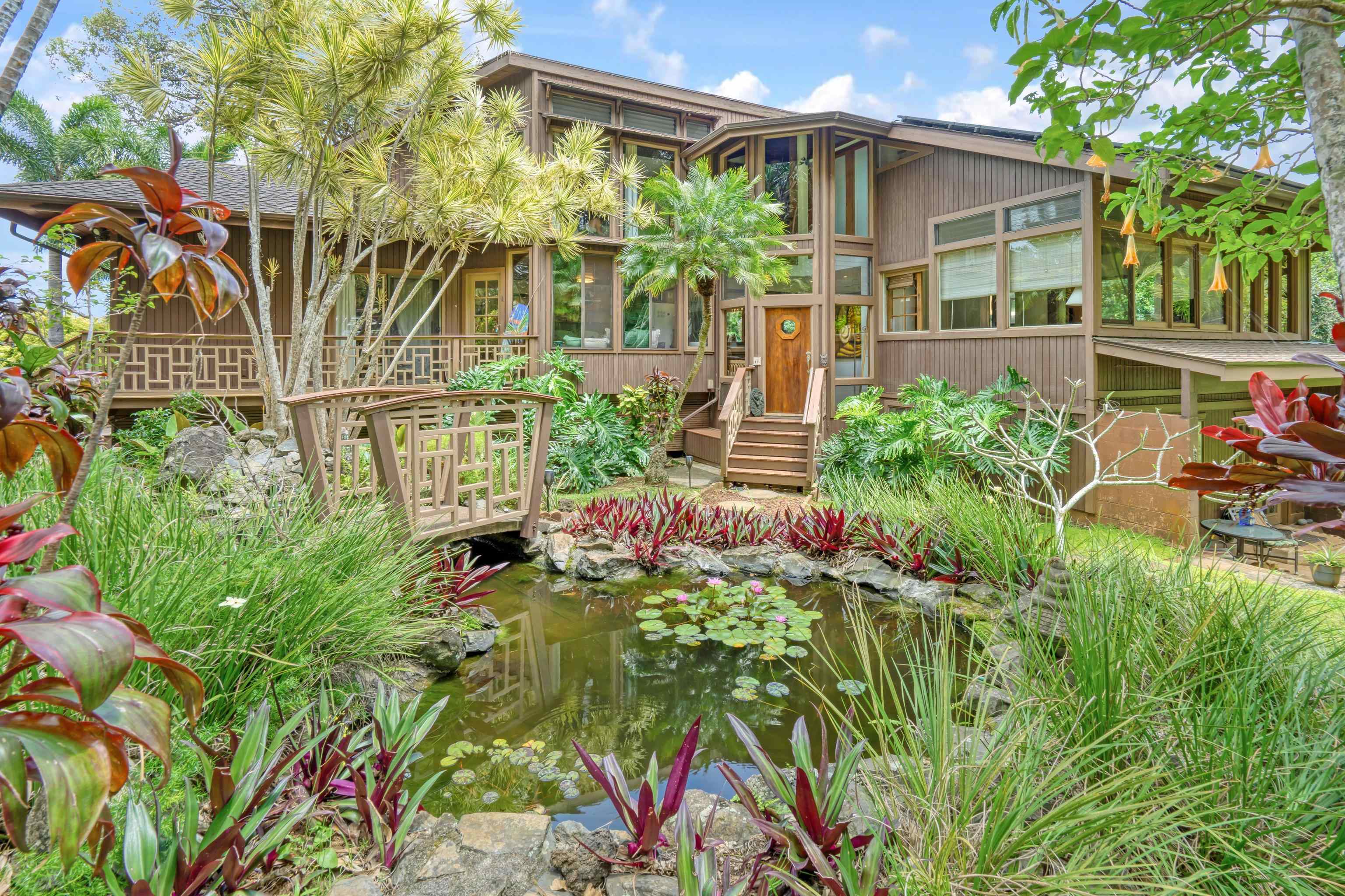 1073 Nanihoku Pl, Haiku, HI 96708