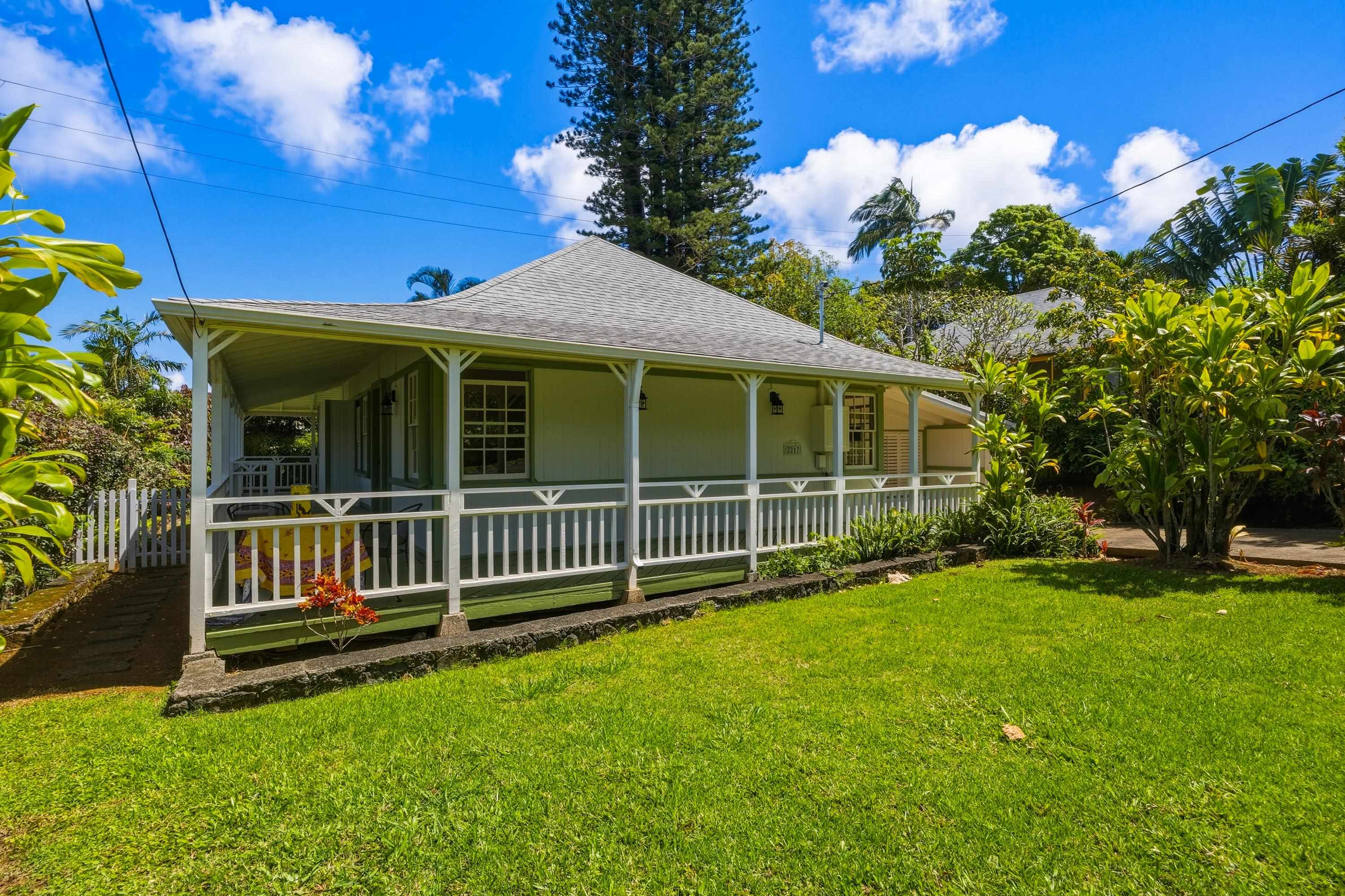 3217 Luahine Pl, Haiku, HI 96708