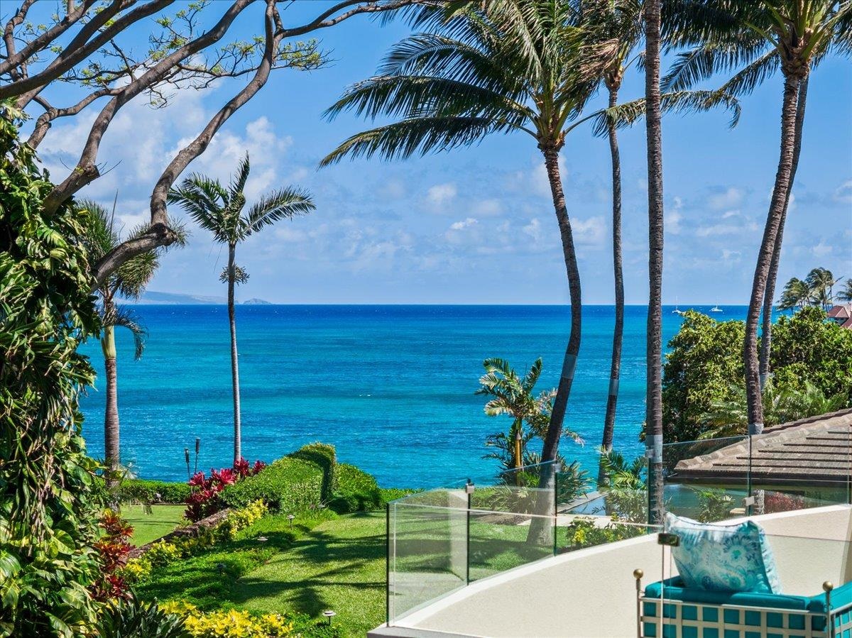 10 Hui Rd E Rd, Lahaina, HI 96761