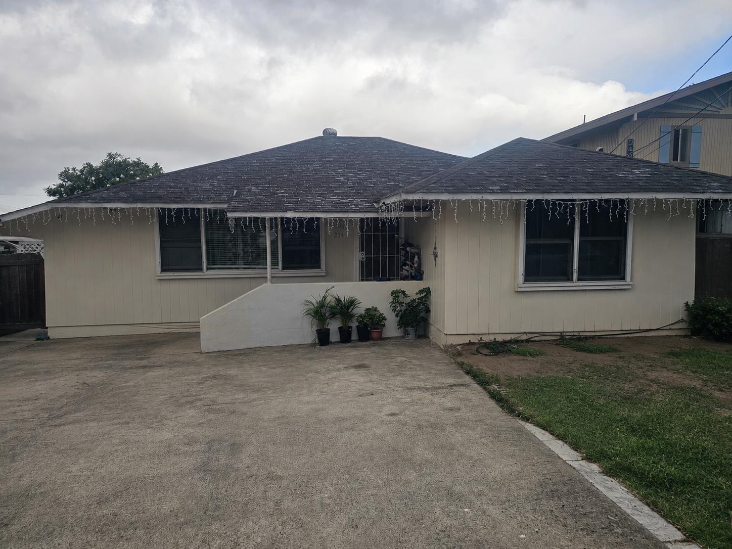 234 Halenani Dr, Wailuku, HI 96793