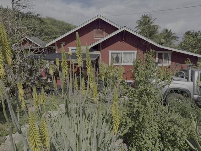 648 Kaae Rd, Wailuku, HI 96793