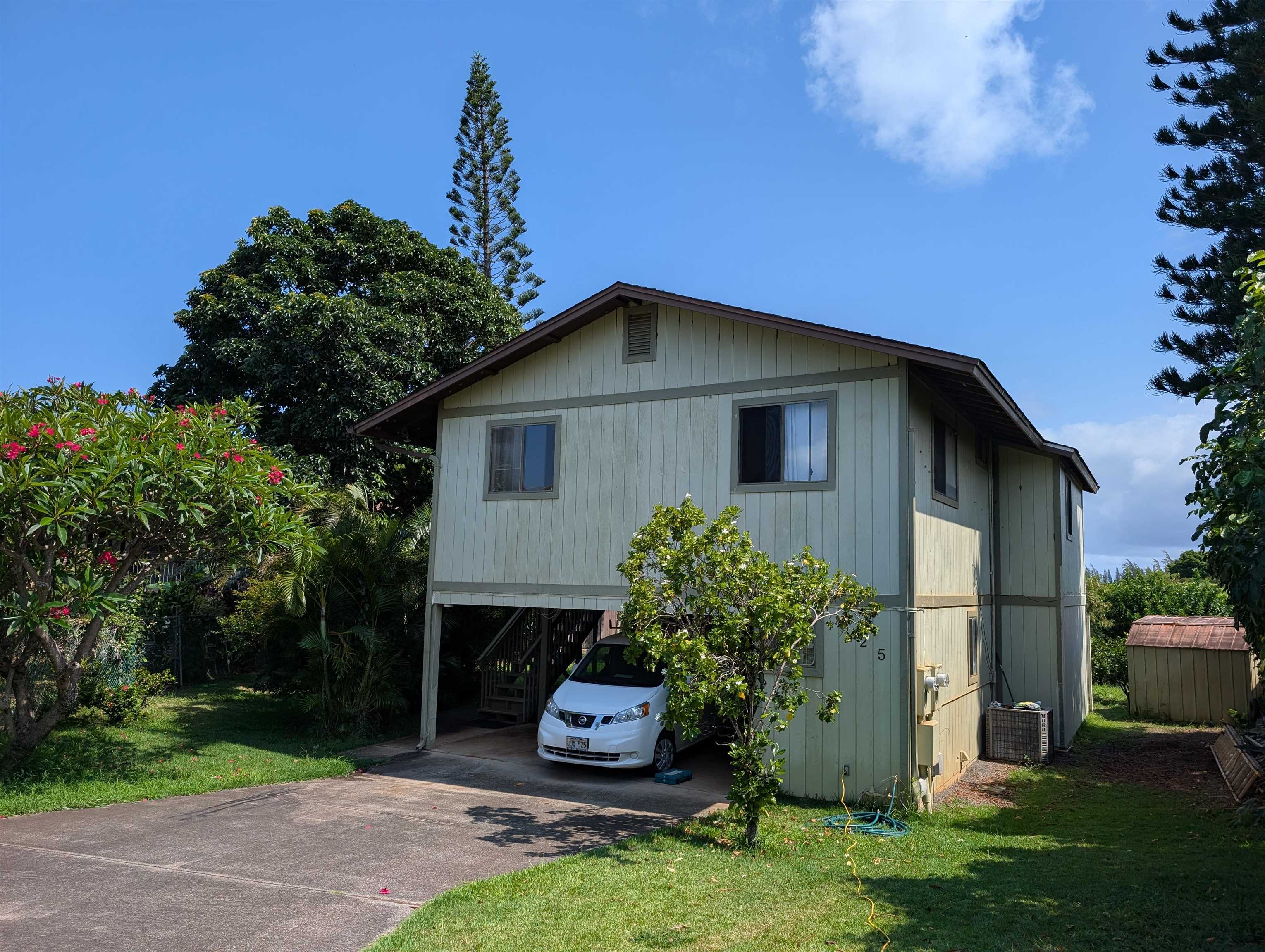125 Pualu Loop, Lahaina, HI 96761-0000