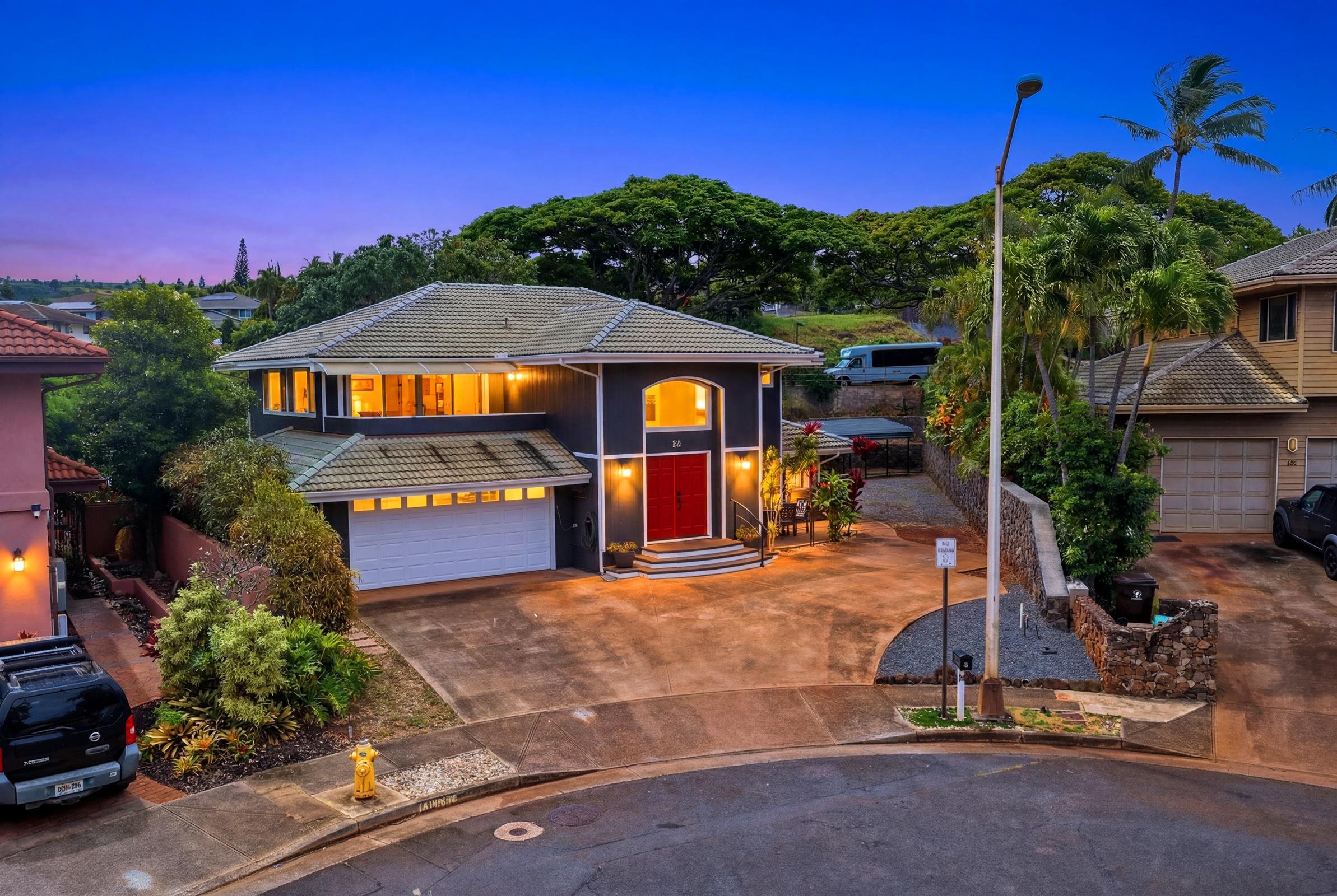 85 Kepola Pl, Lahaina, HI 96761