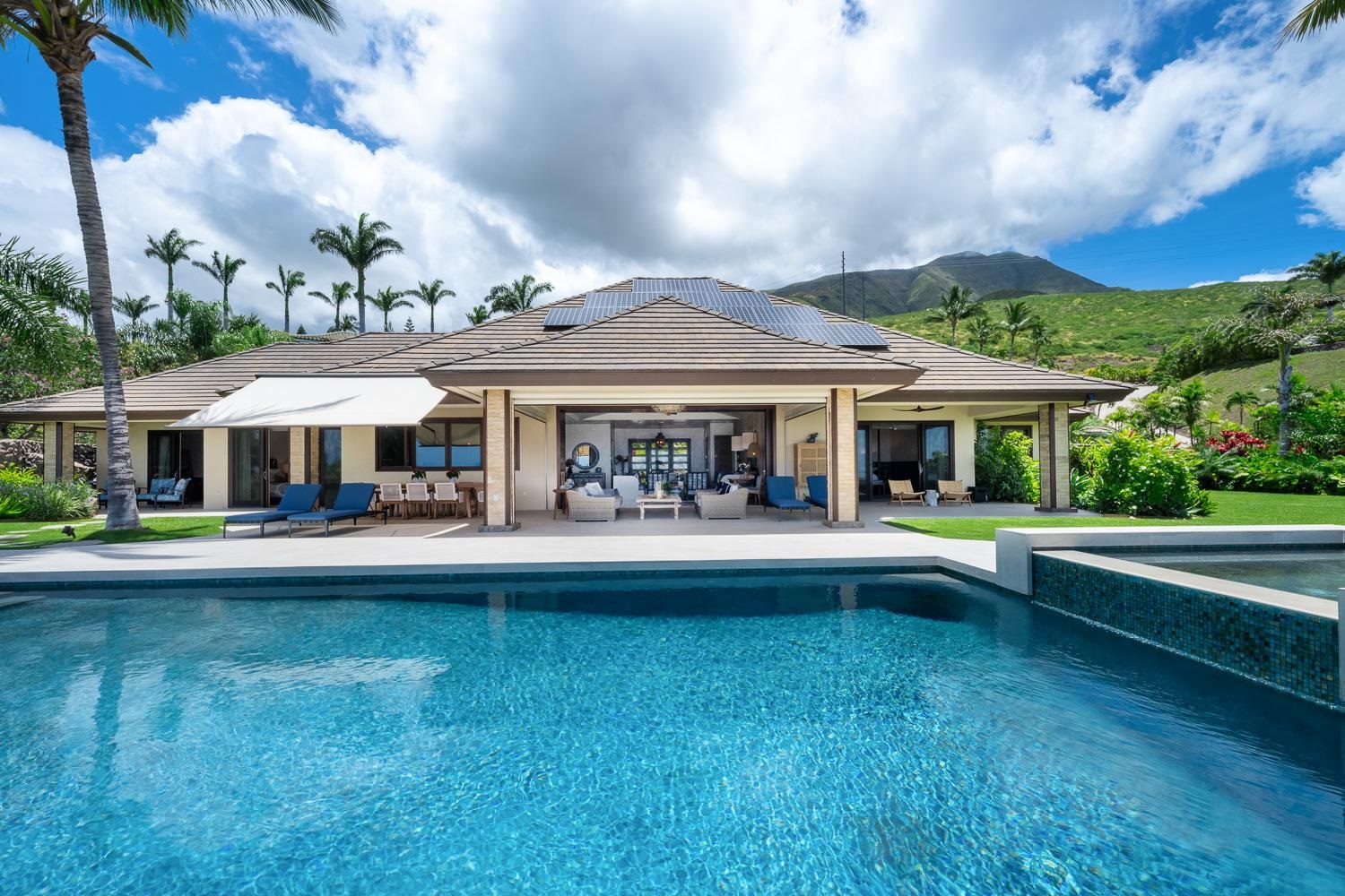 948 Kai Hele Ku Pl, Unit A, Lahaina, HI 96761