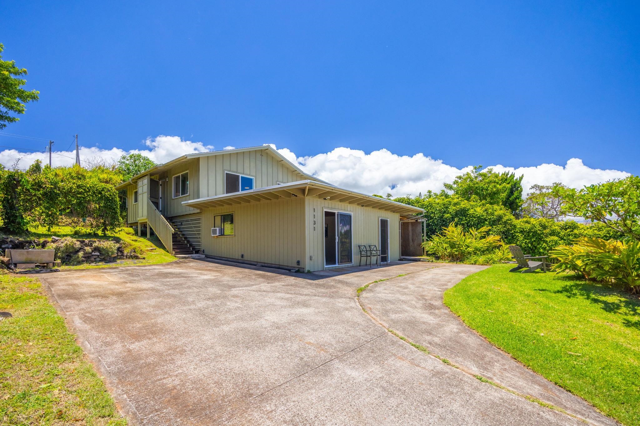 1131 Kehau Pl, Makawao, HI 96768