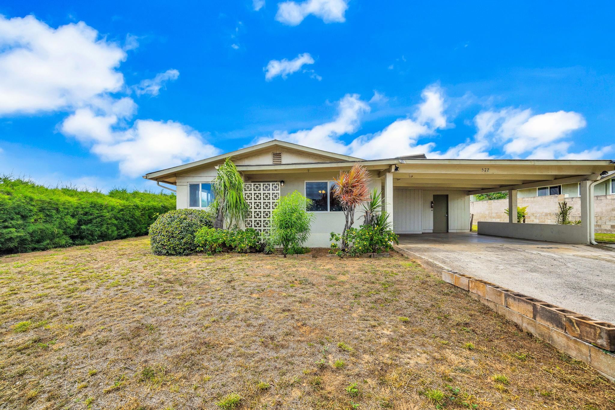 572 Pio Dr, Wailuku, HI 96793