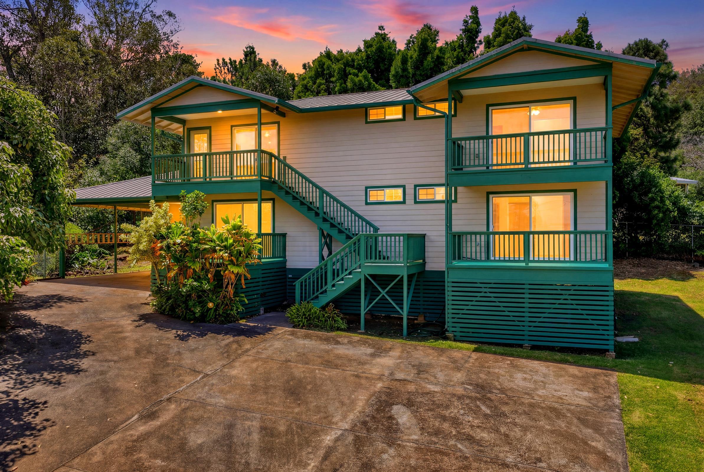 35 Pukiki Pl, A, Makawao, HI 96768