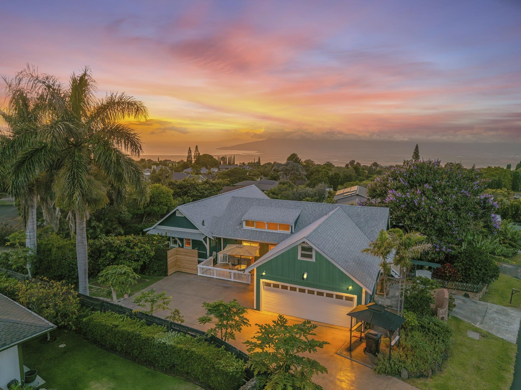 68 Ka Dr, Kula, HI 96790