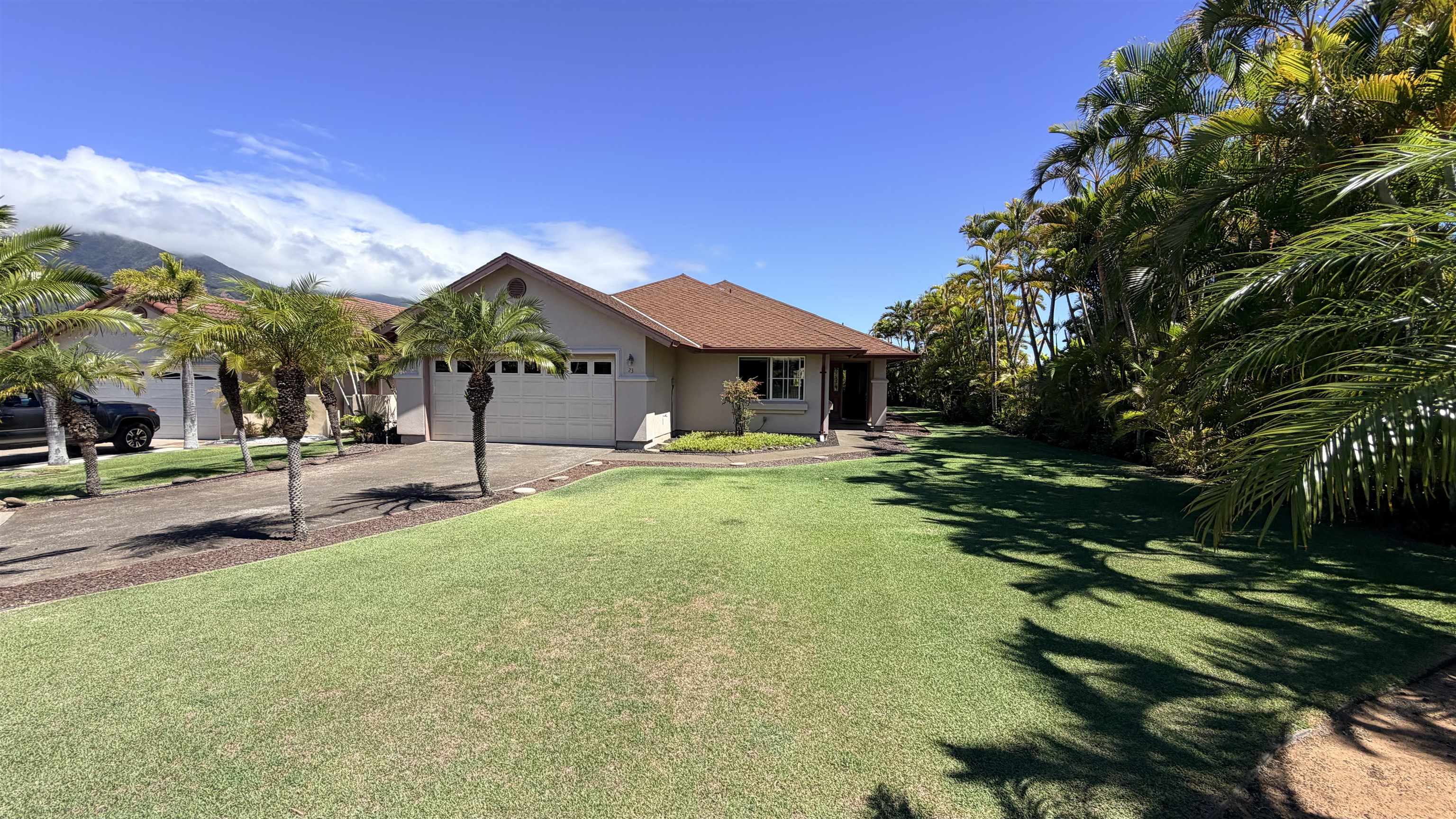 23 Kiekiena Pl, Kahului, HI 96732