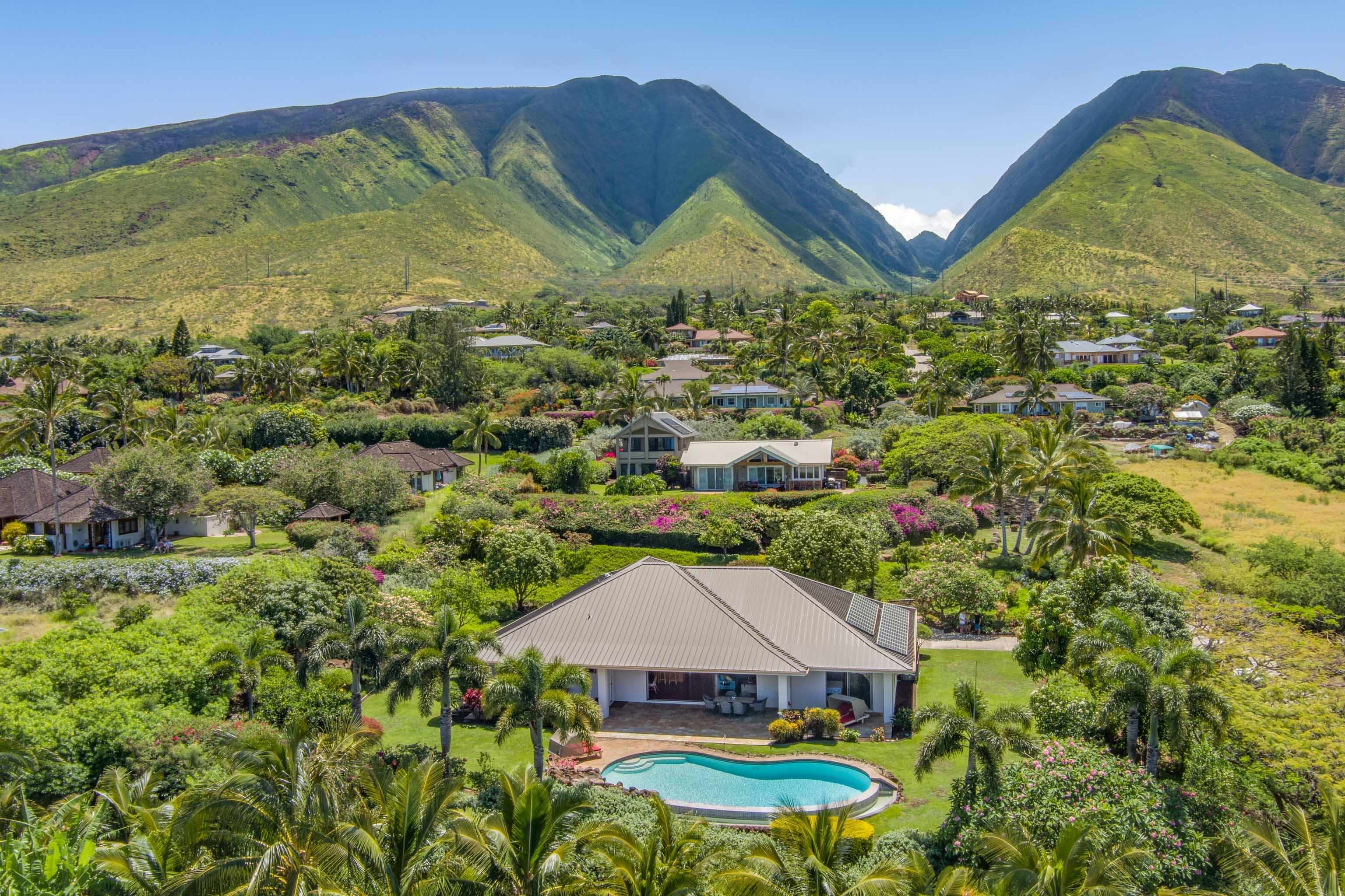 110 Awaiku St, Lahaina, HI 96761