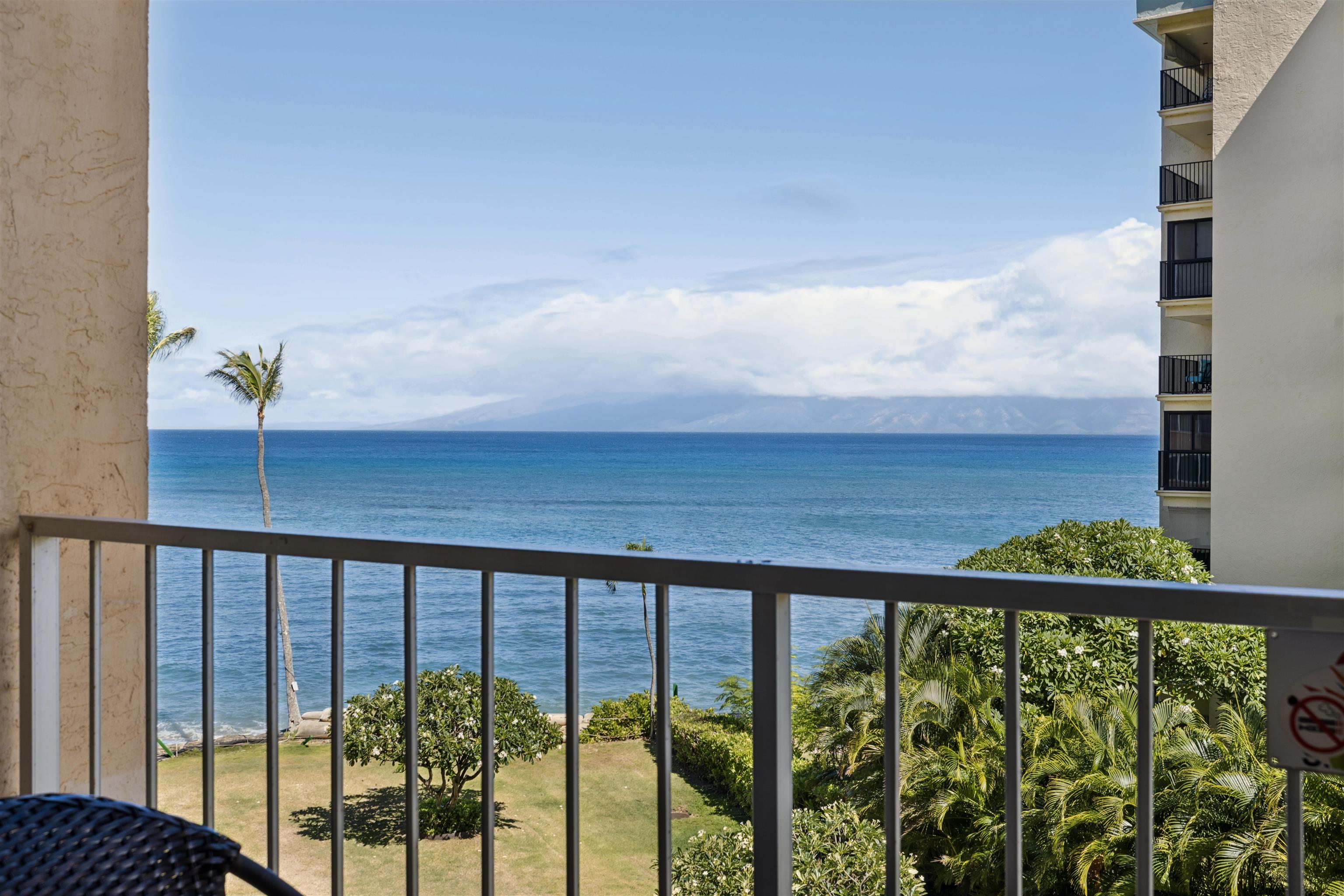 4365 Lower Honoapiilani Rd, 404, Lahaina, HI 96761