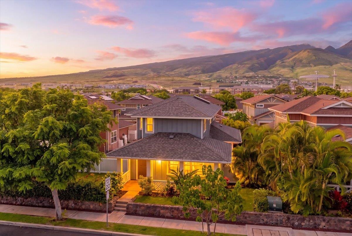 589 Hoe Kawele Ln, 100, Lahaina, HI 96761