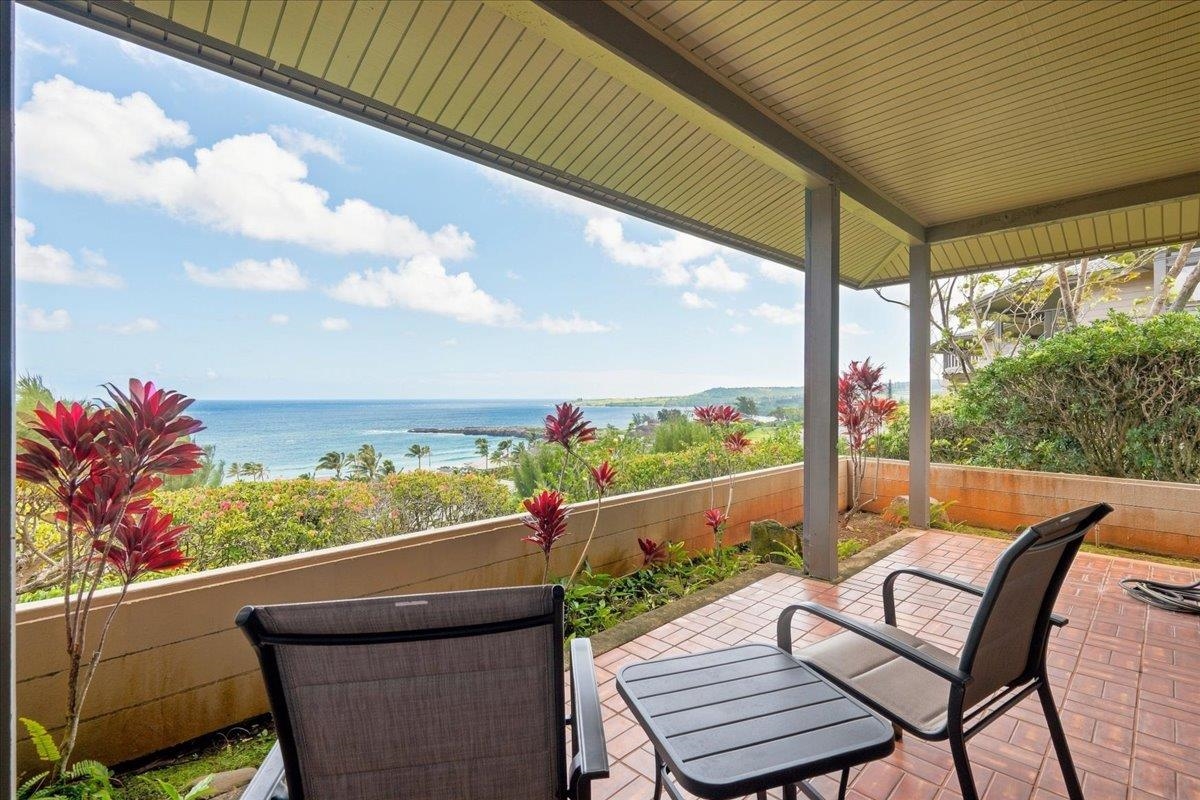 100 Ridge Rd, 2215, Lahaina, HI 96761