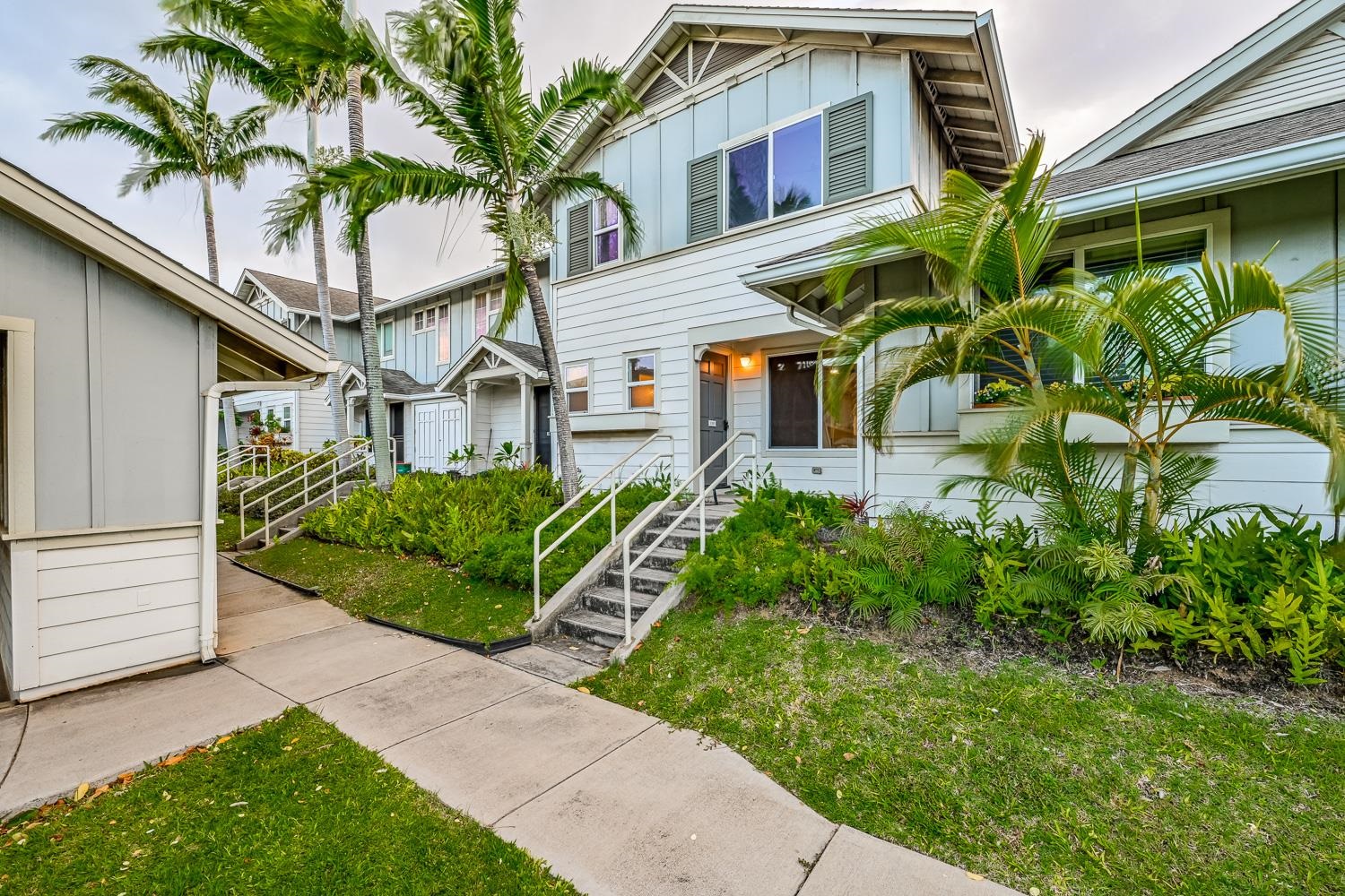 676 Meakanu Ln, 1305, Wailuku, HI 96793-2941