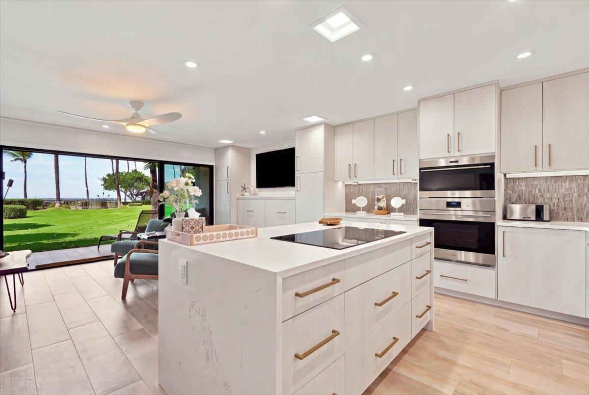 12 Kihei Rd, F2, Kihei, HI 96753