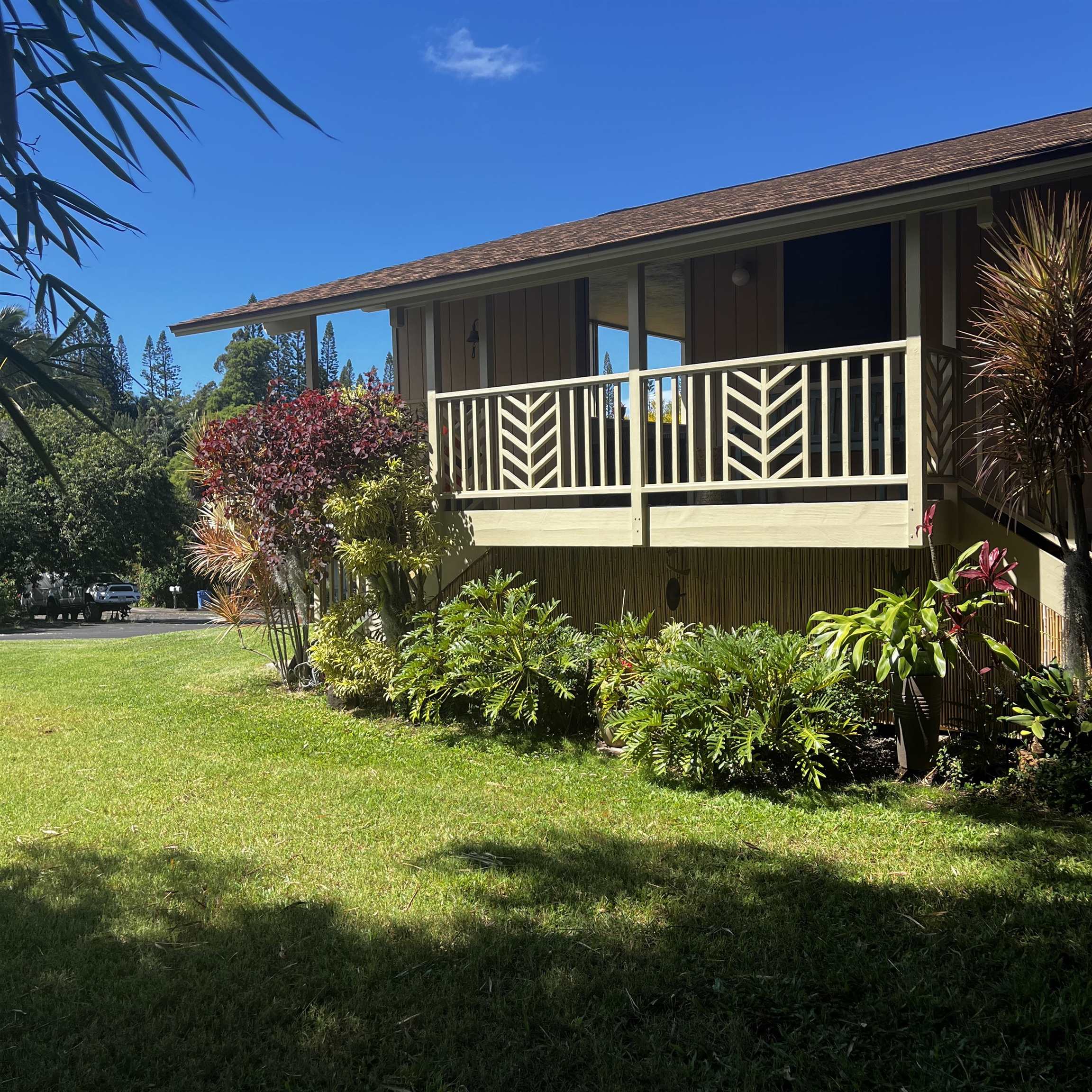 245 Mokuahi St, Unit A, Makawao, HI 96768-8953