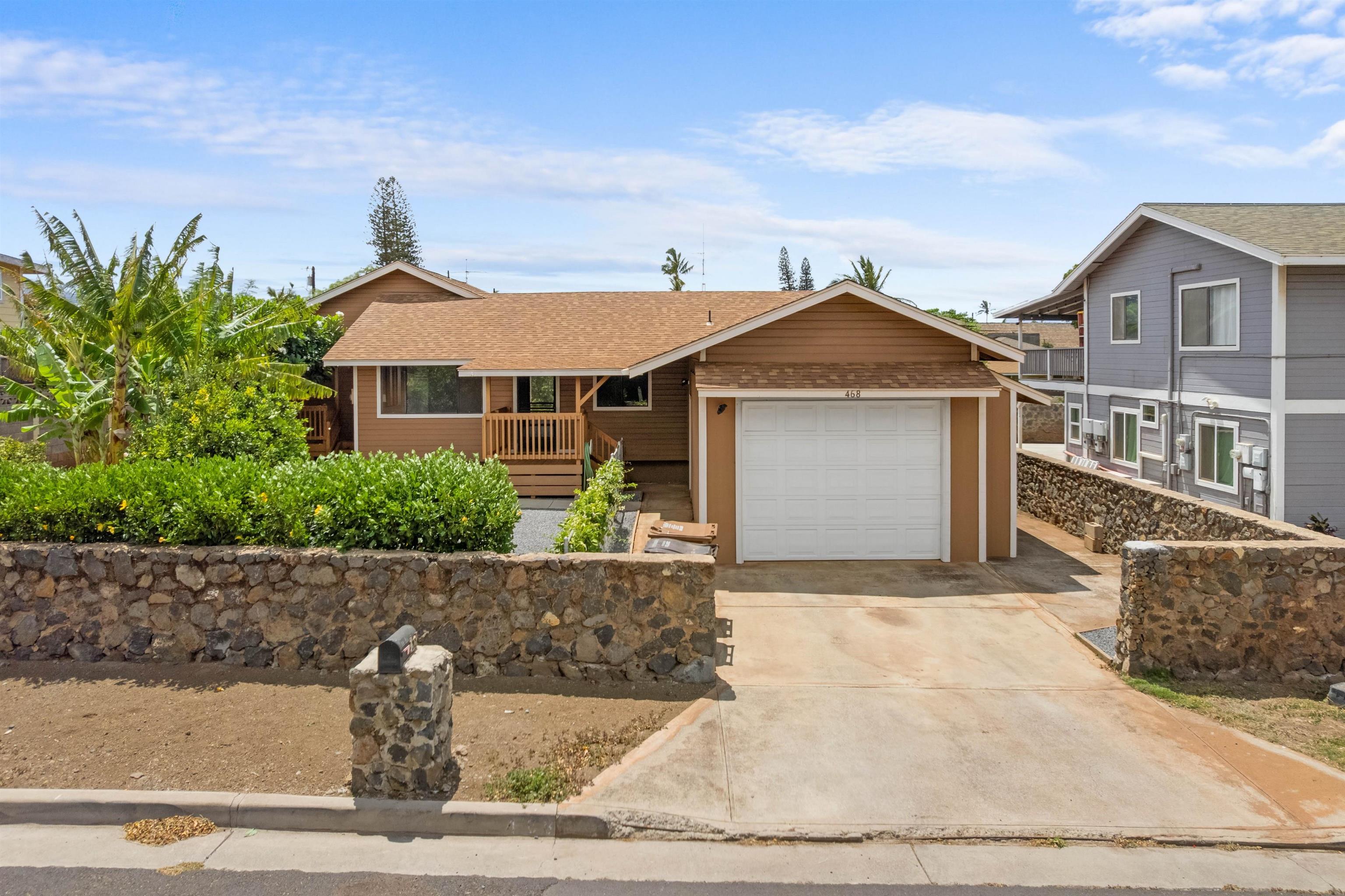 468 Kaiwahine St, Kihei, HI 96753