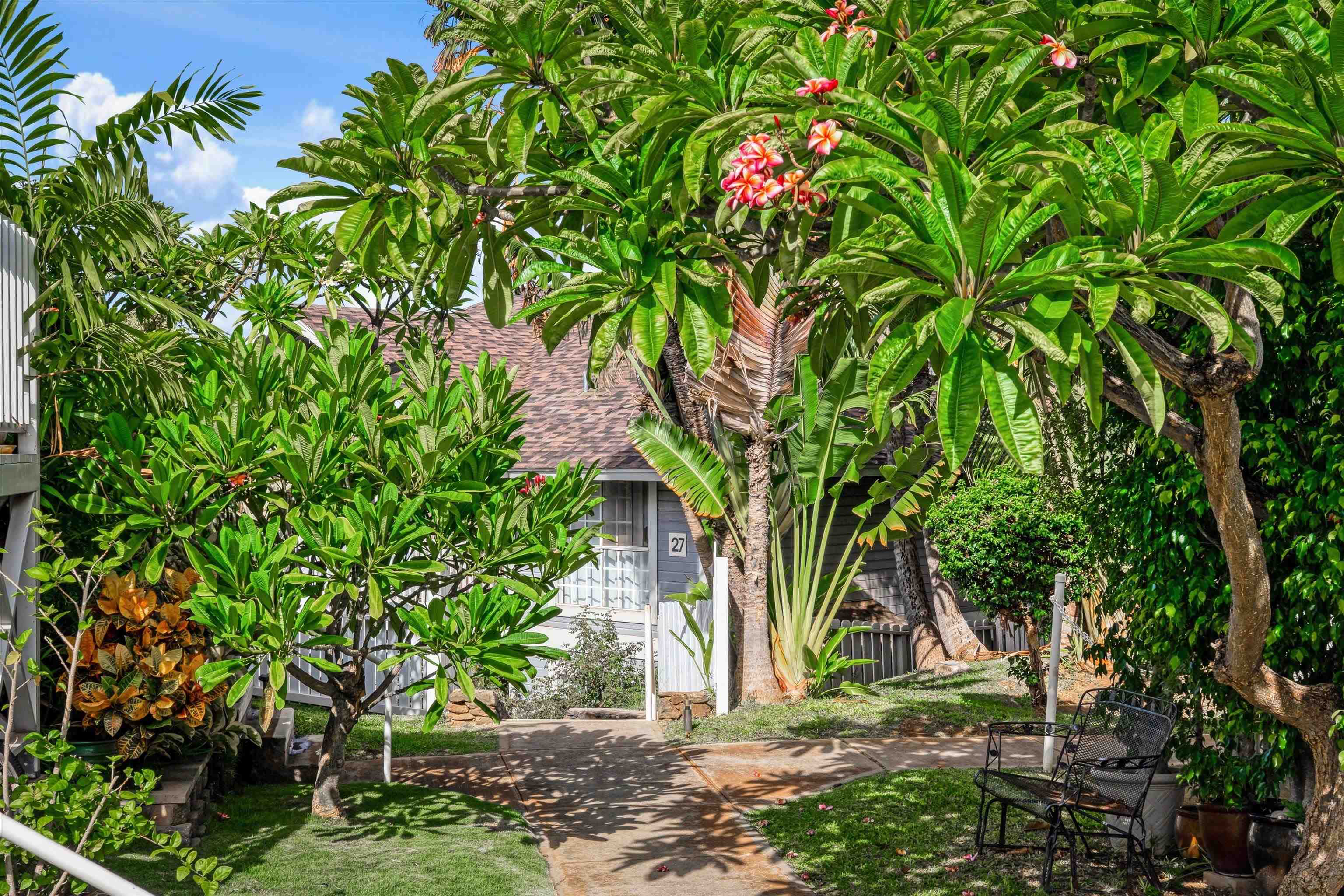 160 Keonekai Rd, 27-201, Kihei, HI 96753