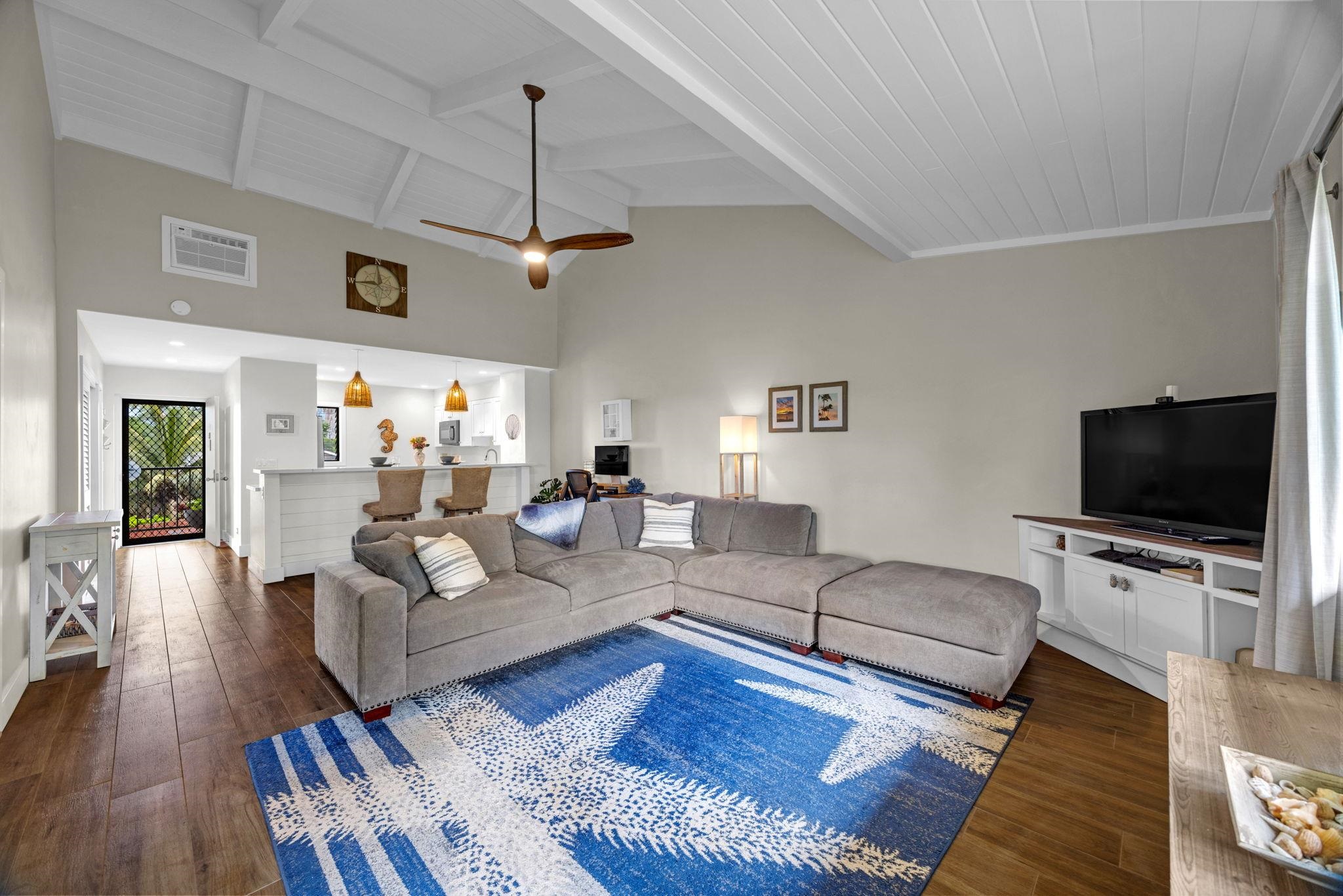 3788 Lower Honoapiilani Rd, E205, Lahaina, HI 96761