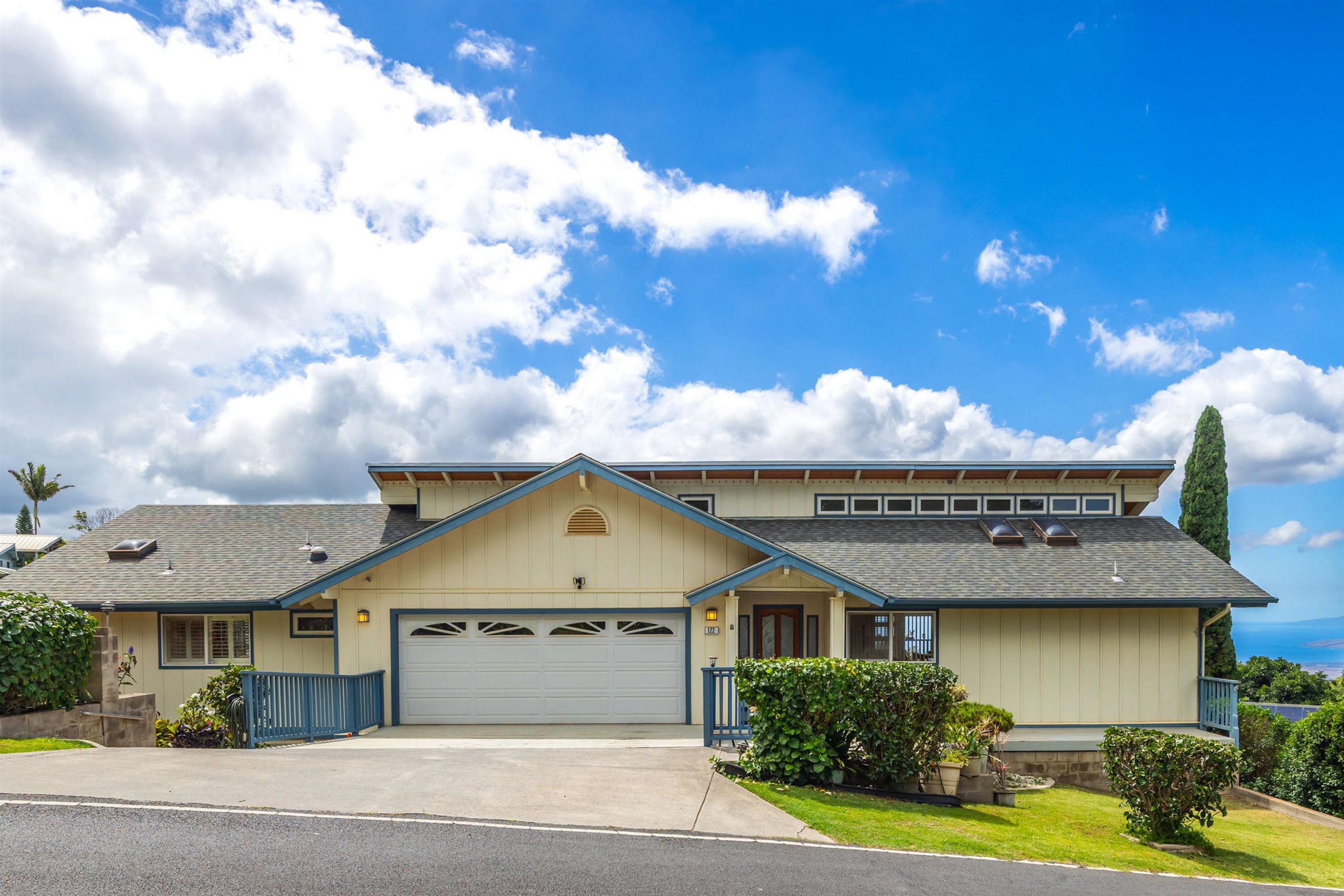 122 Ka Dr, Kula, HI 96790
