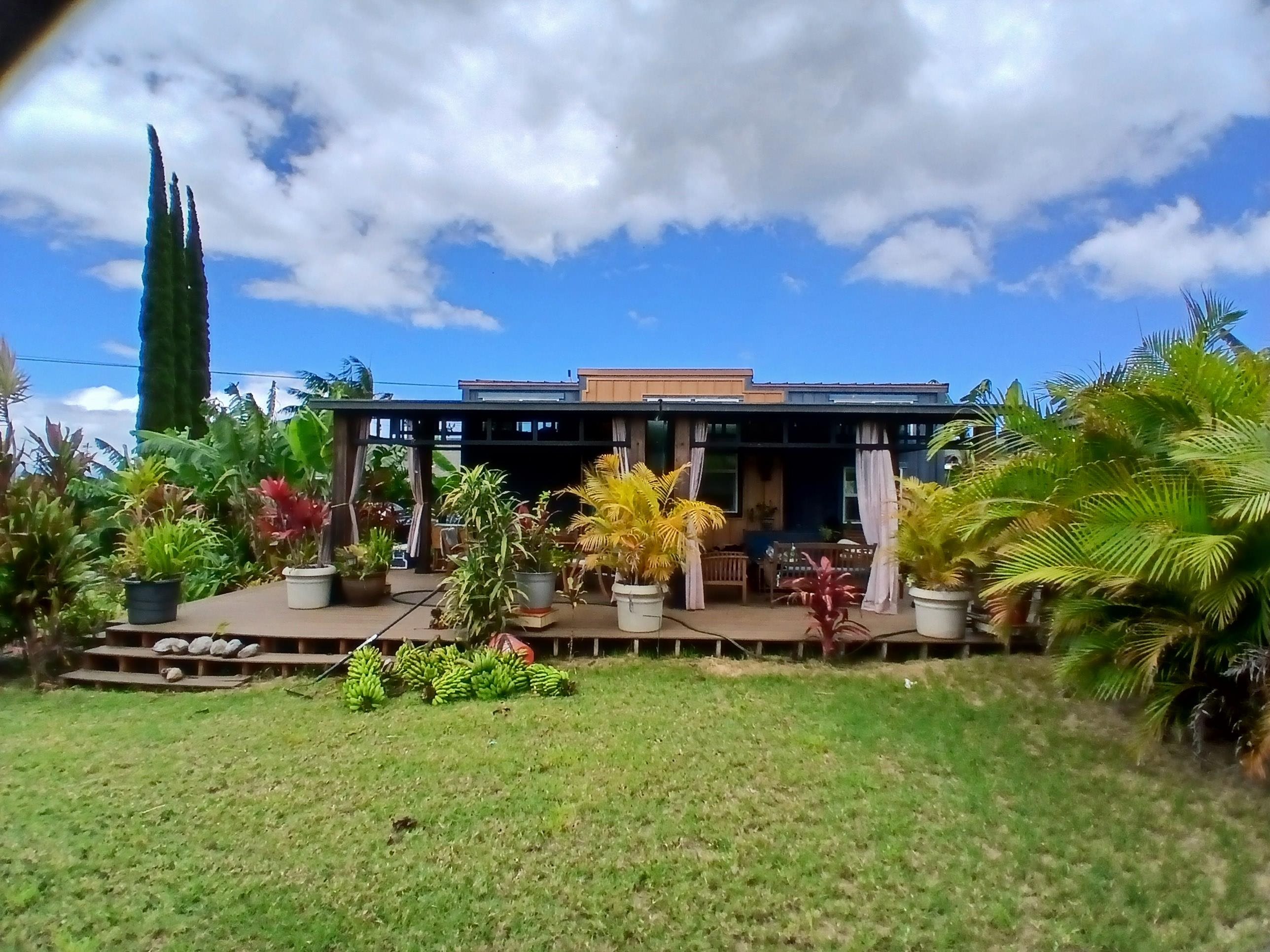 845 Puapana Pl, Makawao, HI 96768
