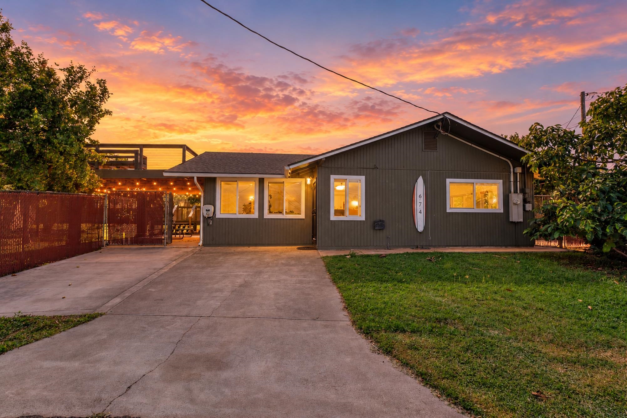 674 Loina Pl, Paia, HI 96779
